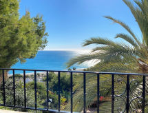 Capistrano Playa 206: Uitzicht op Zee, Strand & Meer bij Nerja - thumbnail 1