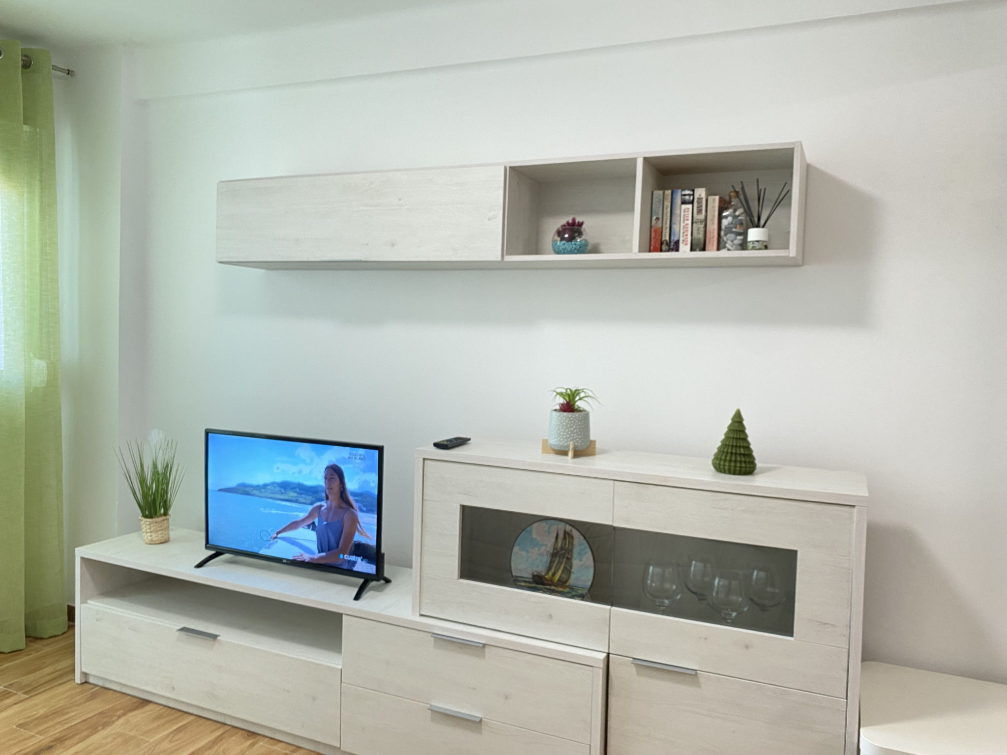  - Image 5
