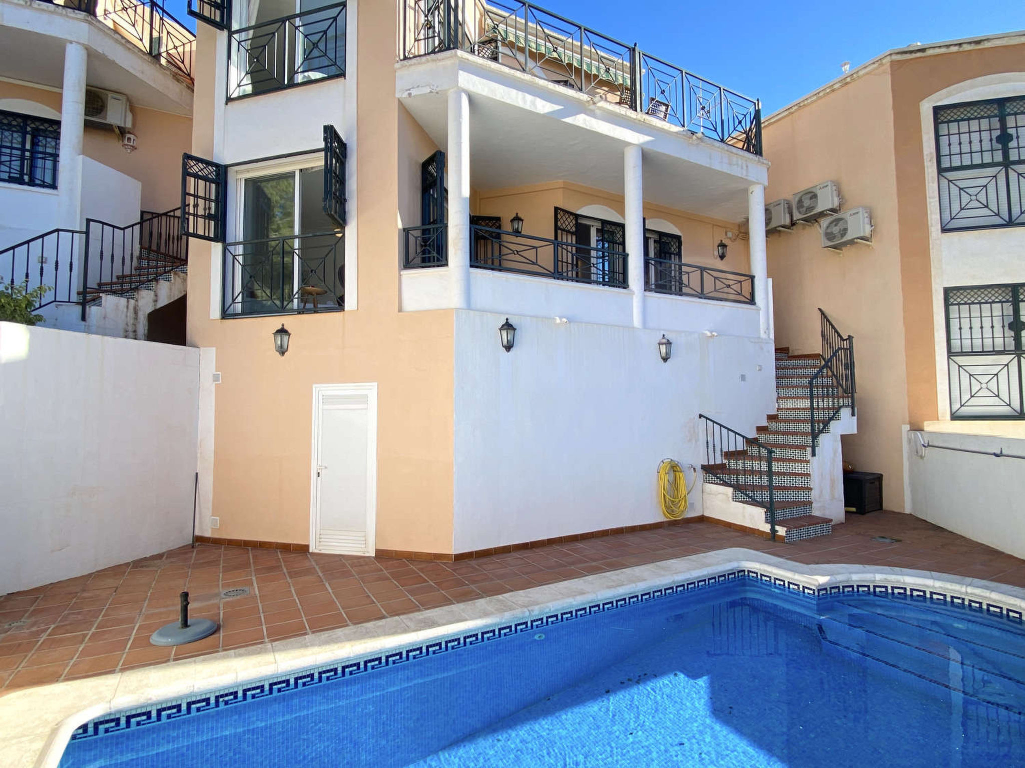 Villa Lucena Private Pool by Casasol - Drinnen