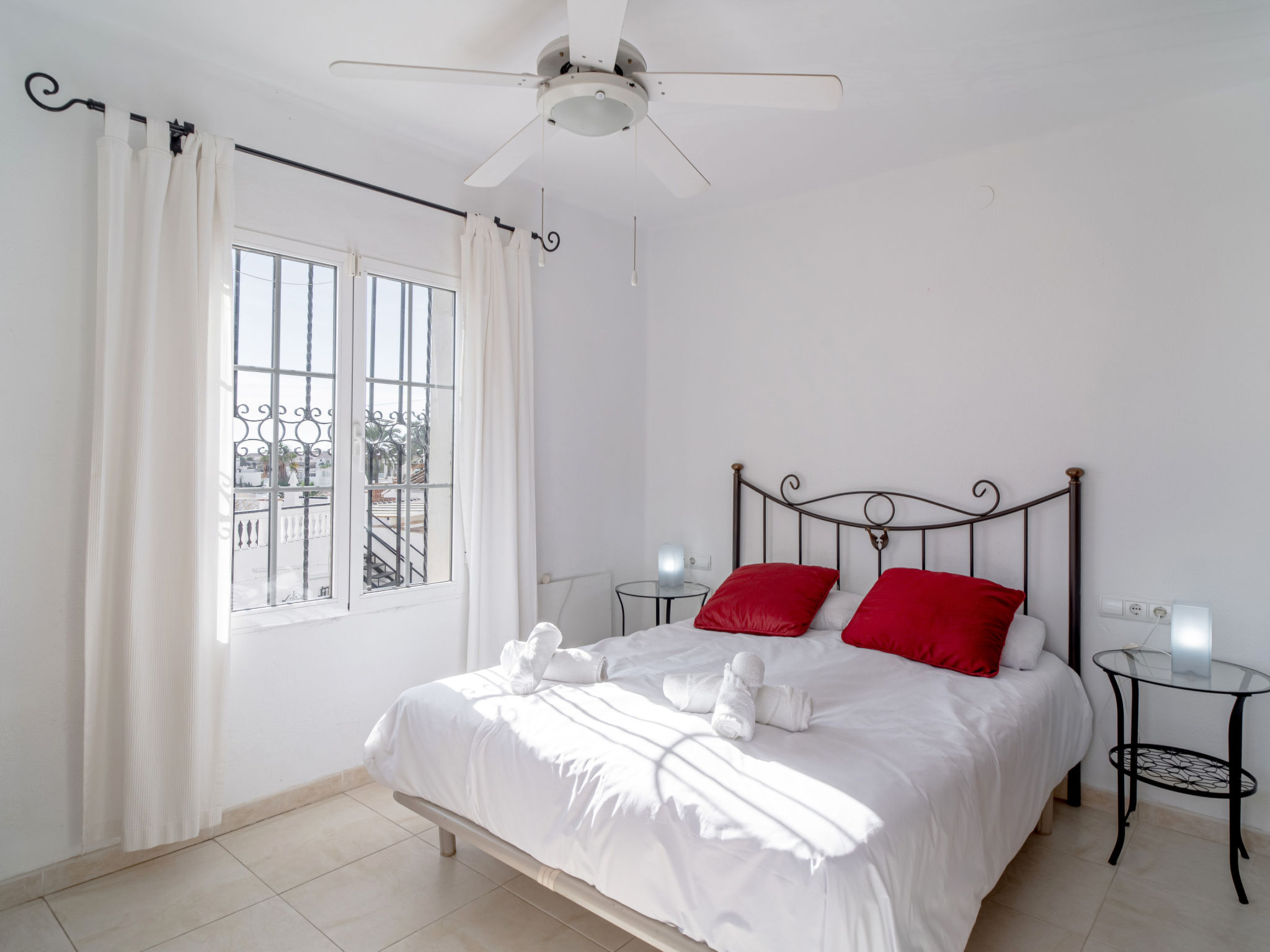 Villa Caritas Punta Lara by Casasol - Binnen