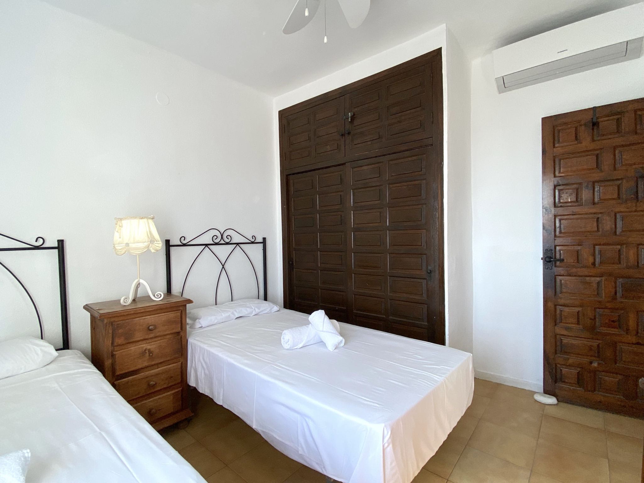 Villa Caritas Punta Lara by Casasol - Binnen