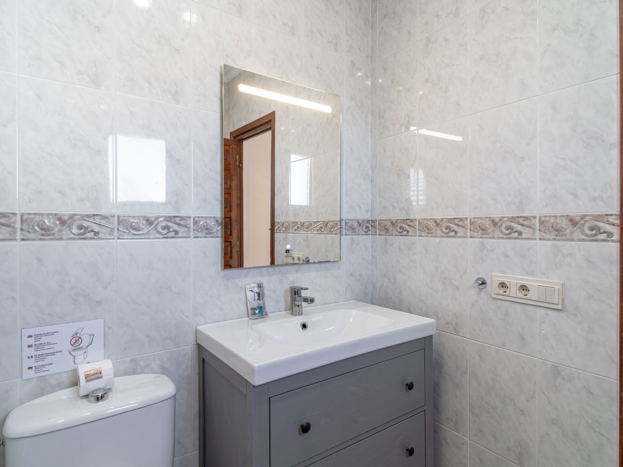 Villa Caritas Punta Lara by Casasol - Binnen