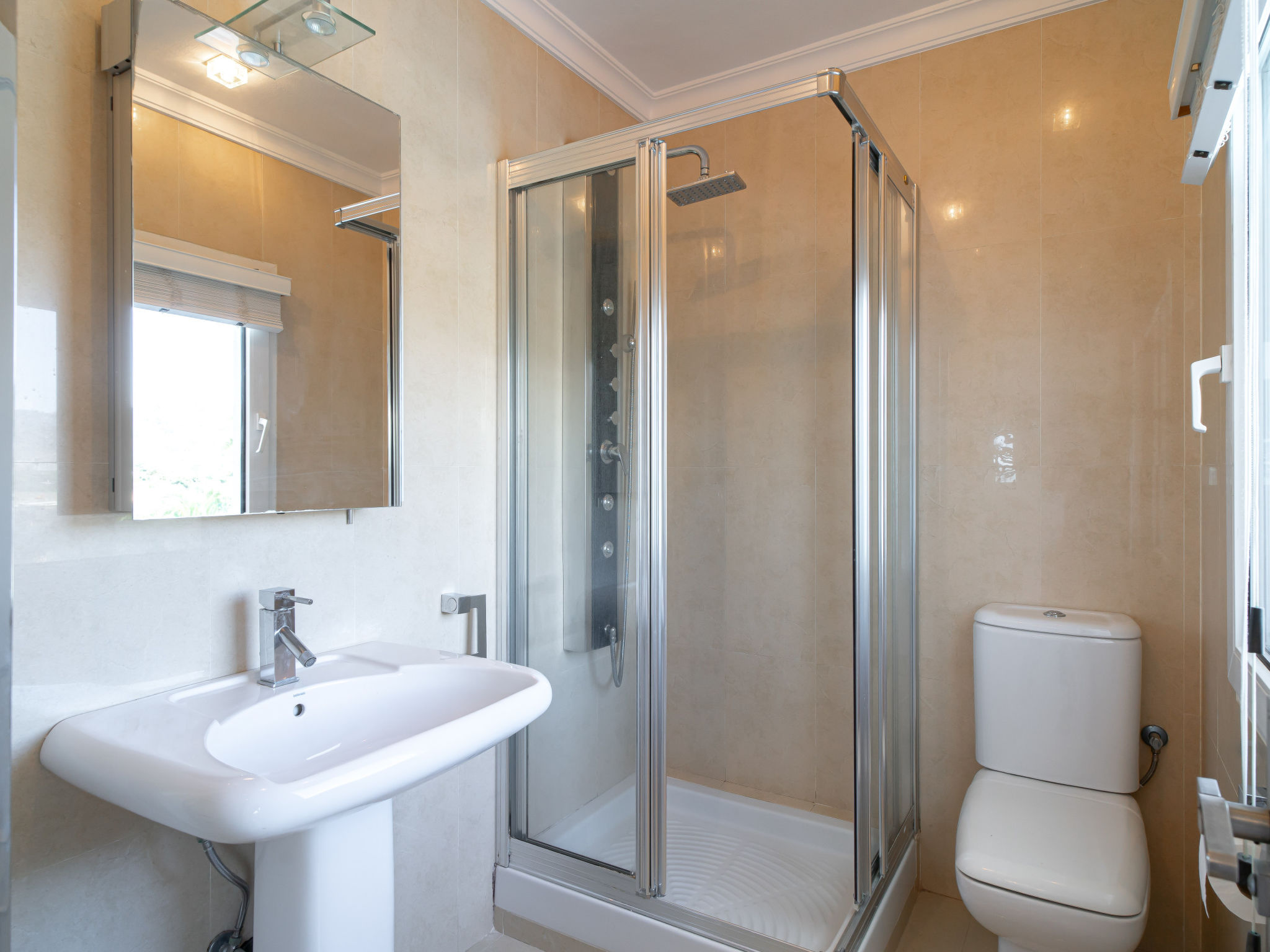 Photo of Stella Maris Beachfront 1J by Casasol