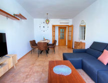 Modern appartement in Pueblo Azahara met terras, vlakbij Burriana strand - thumbnail 6