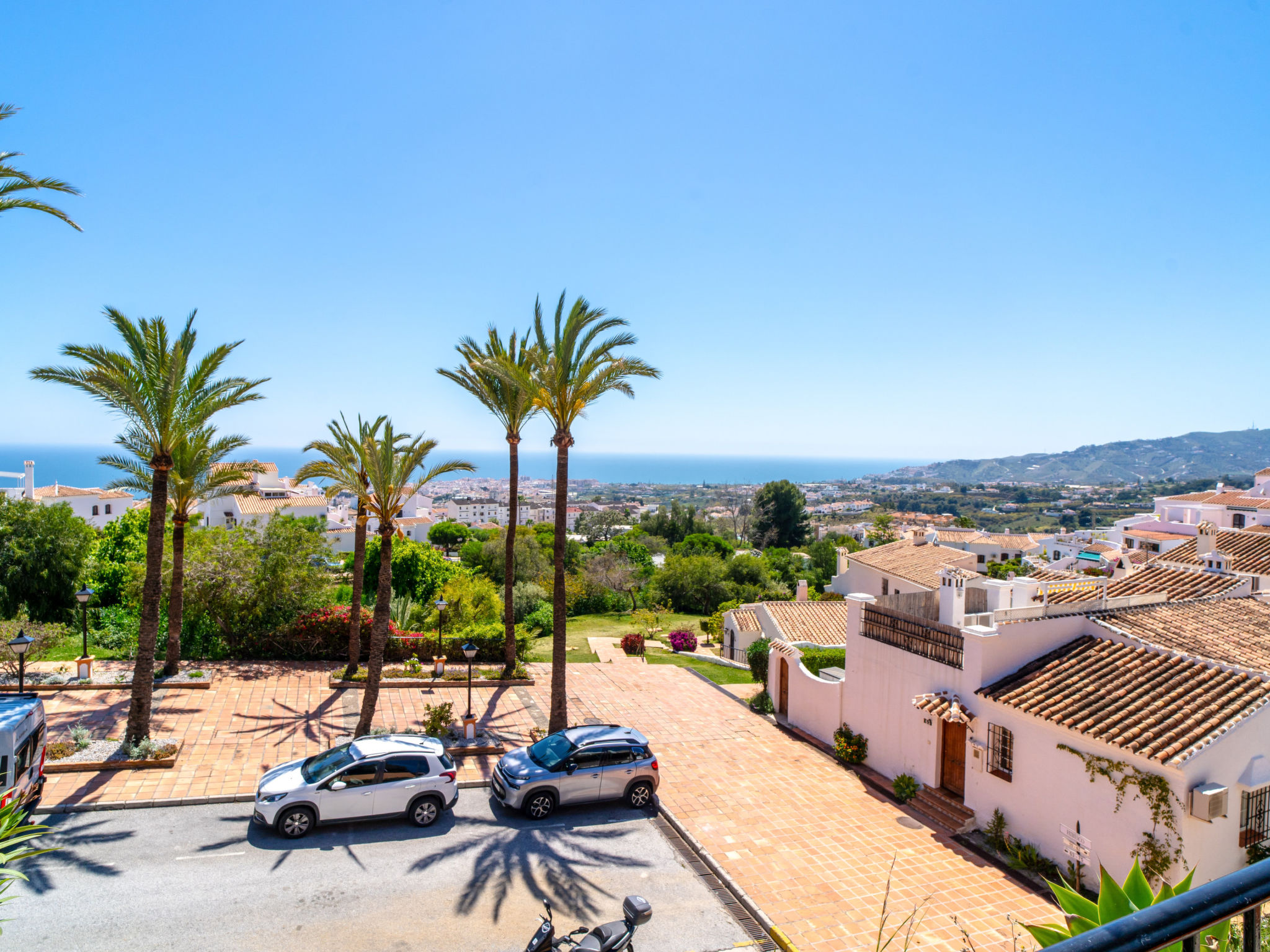 Photo of Hibiscos 33 Rooftop Vista by Casasol