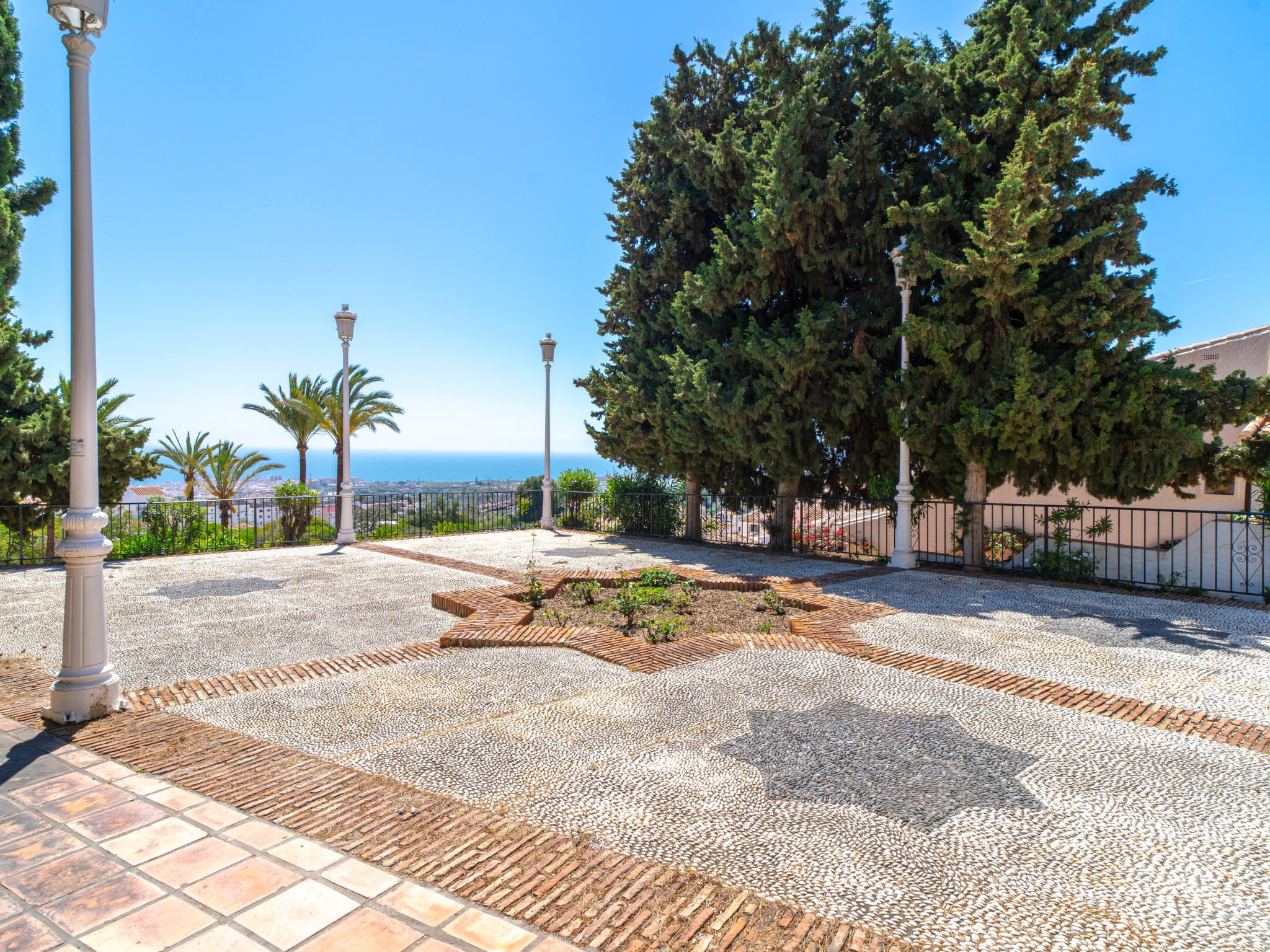 Photo of Hibiscos 33 Rooftop Vista by Casasol