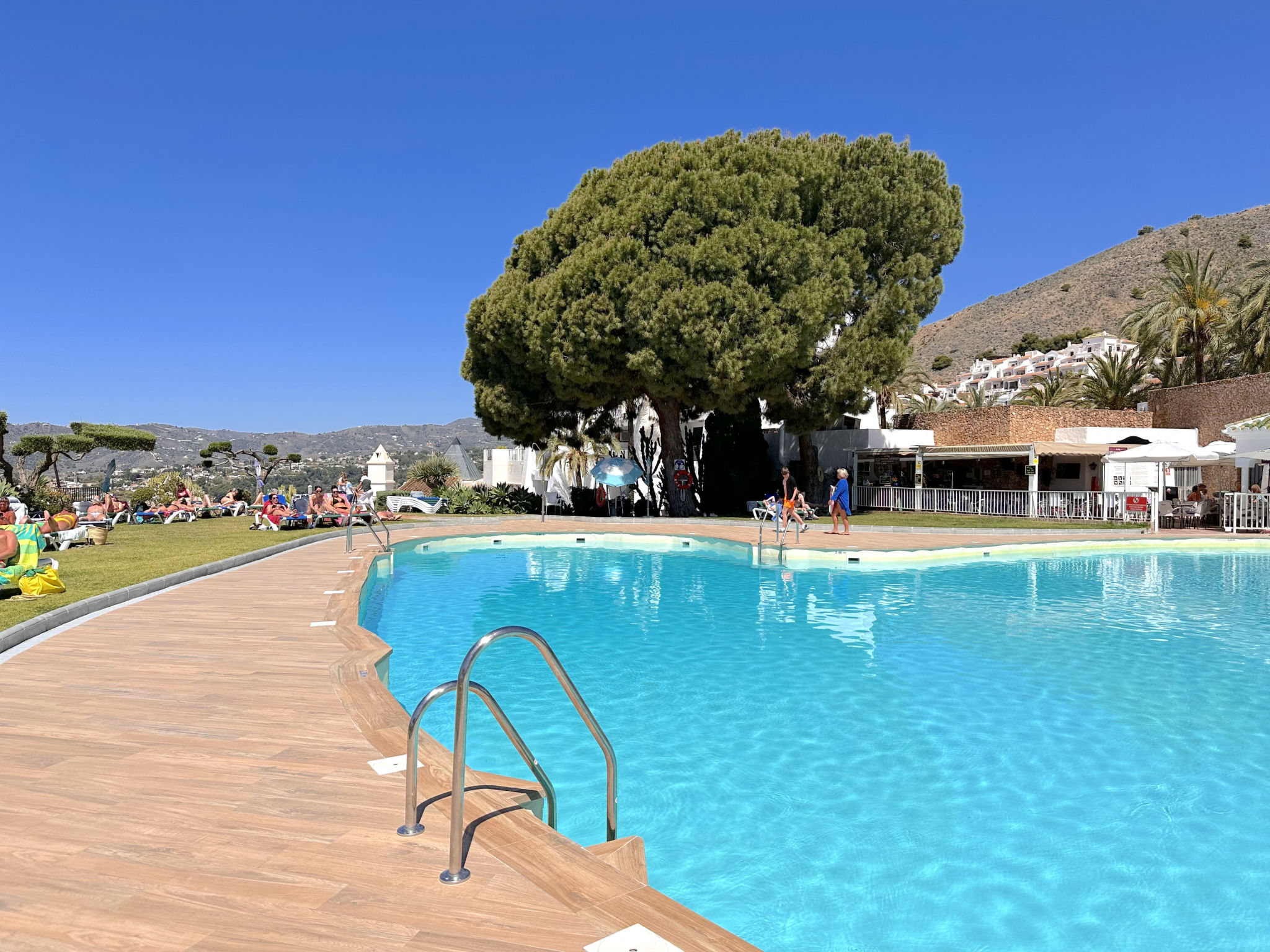 Photo of Hibiscos 33 Rooftop Vista by Casasol