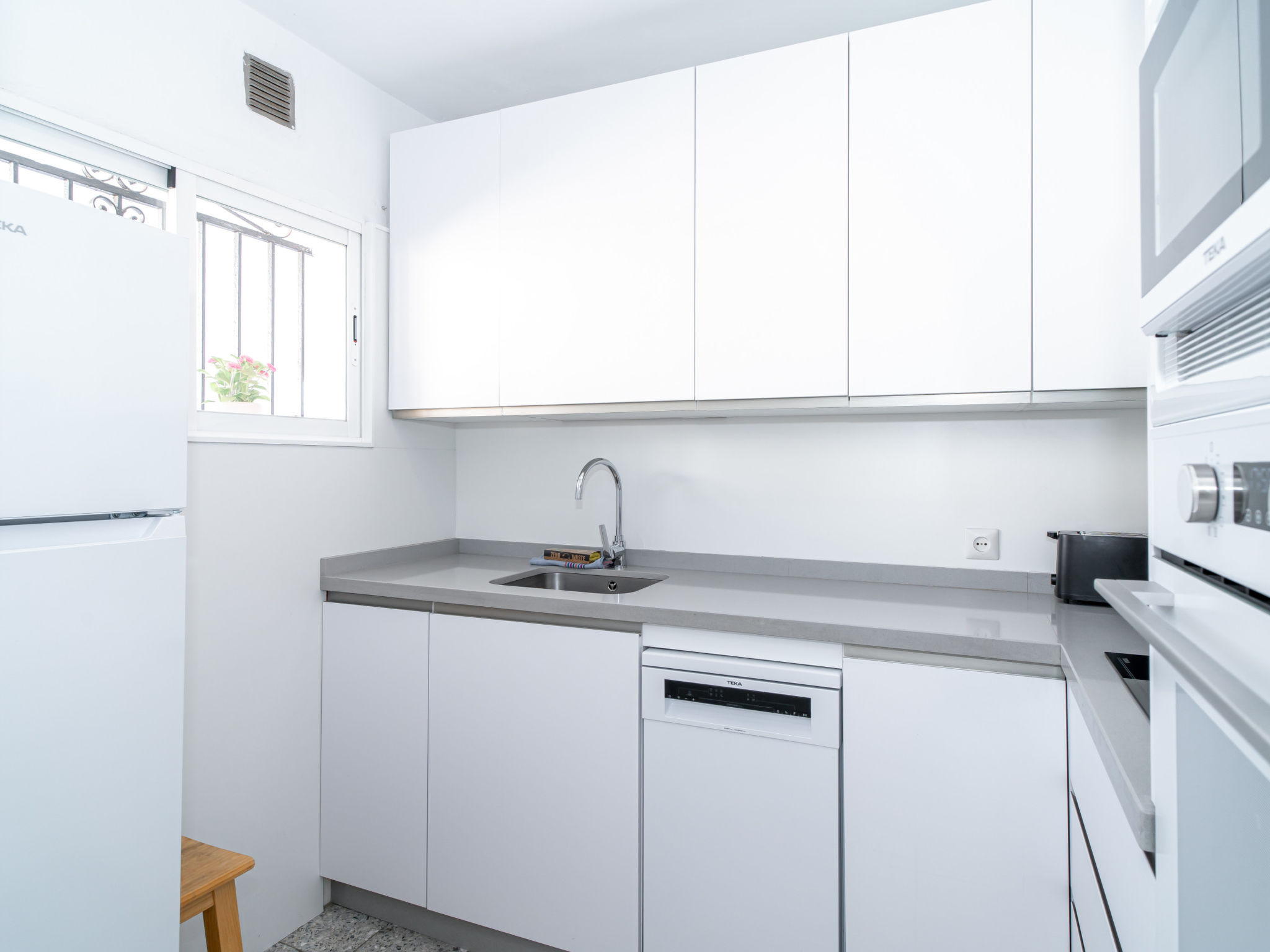 Photo of Bahia 49 Apartments by Casasol