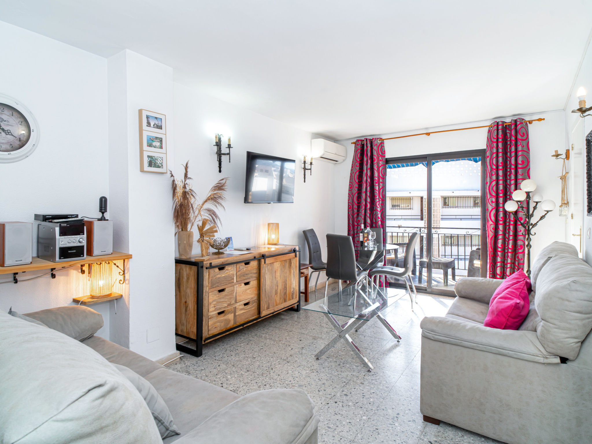 Photo of Bahia 49 Apartments by Casasol