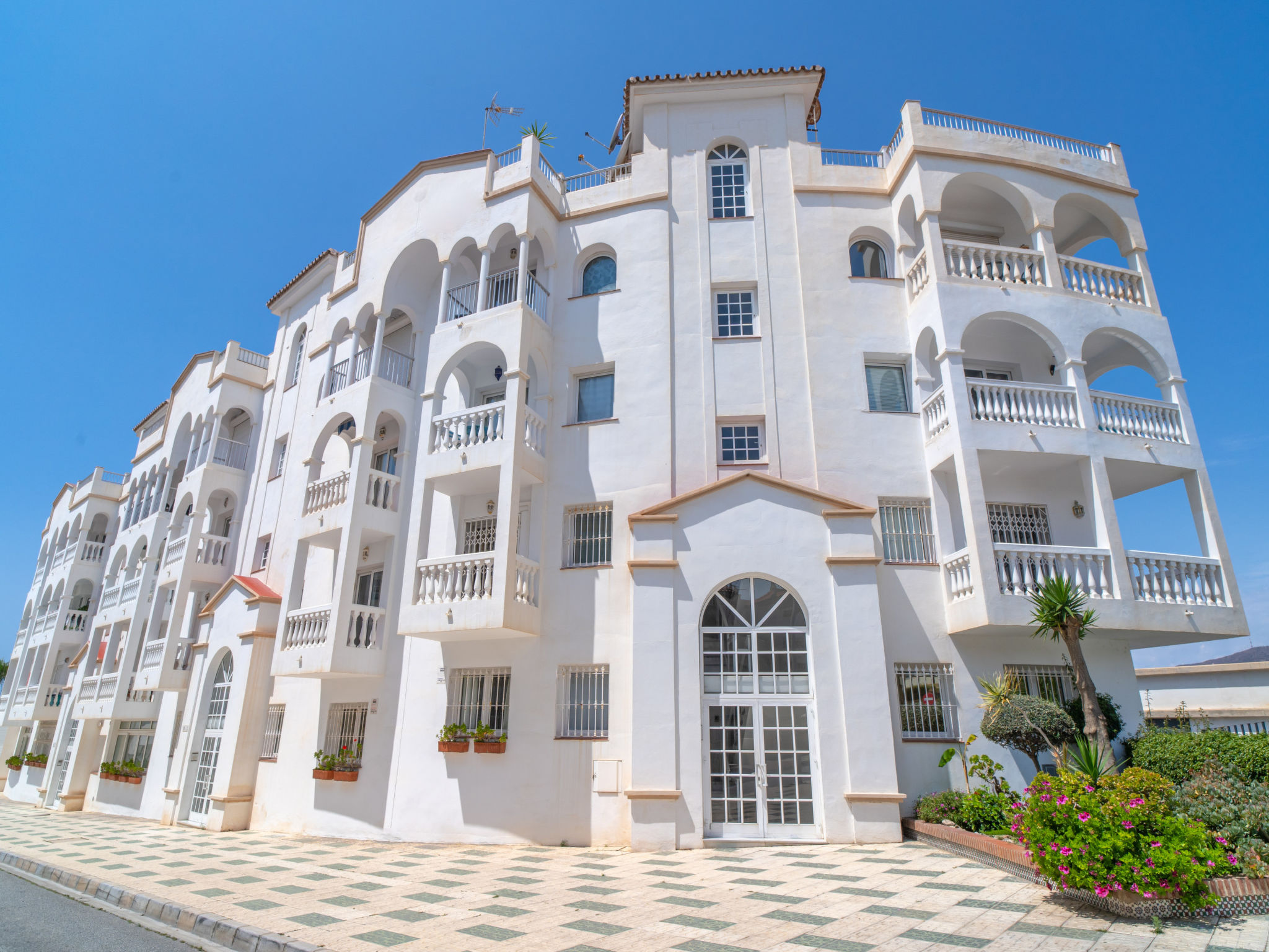 Photo of Stella Maris Beachfront B by Casasol