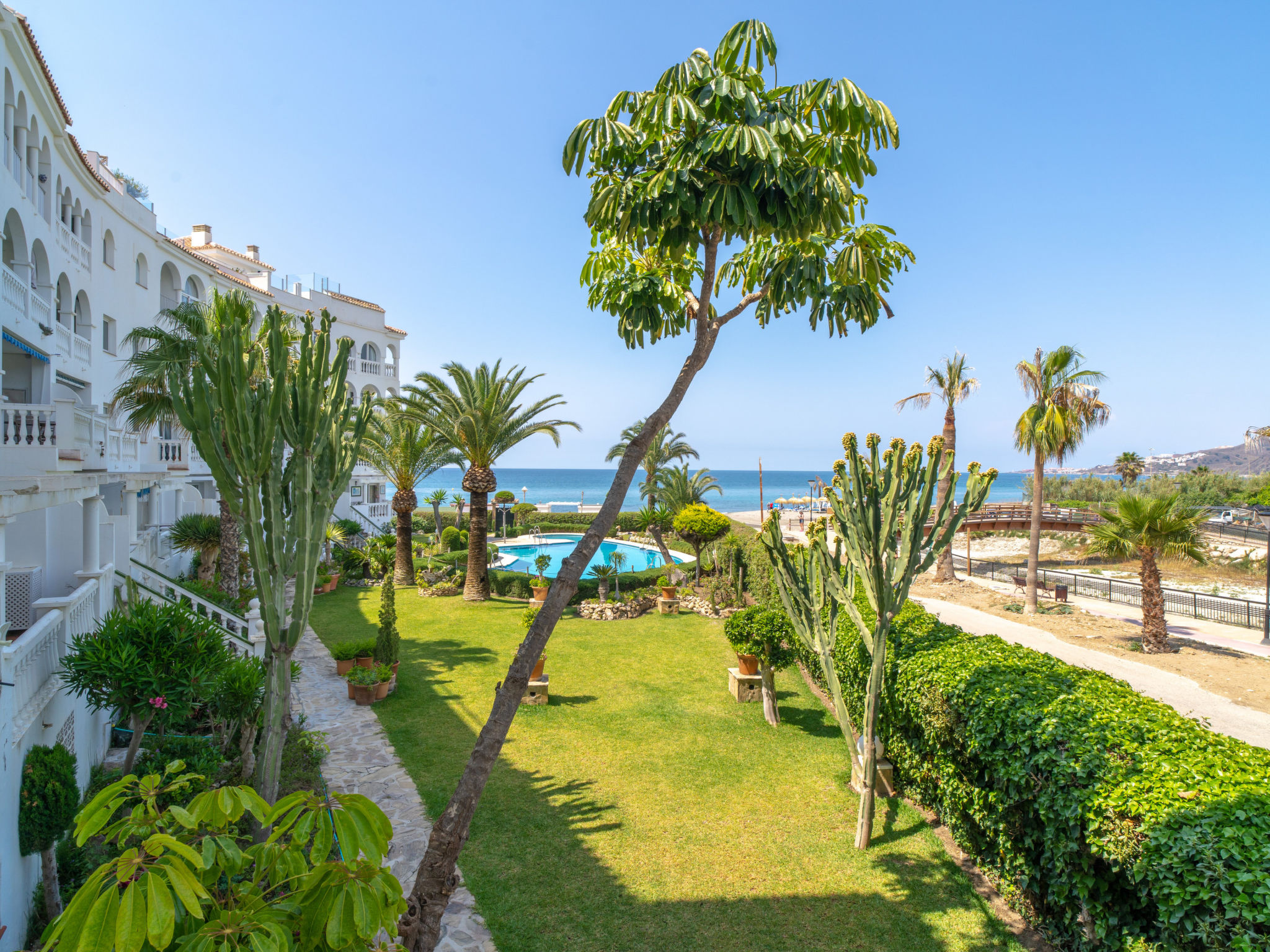 Photo of Stella Maris Beachfront B by Casasol