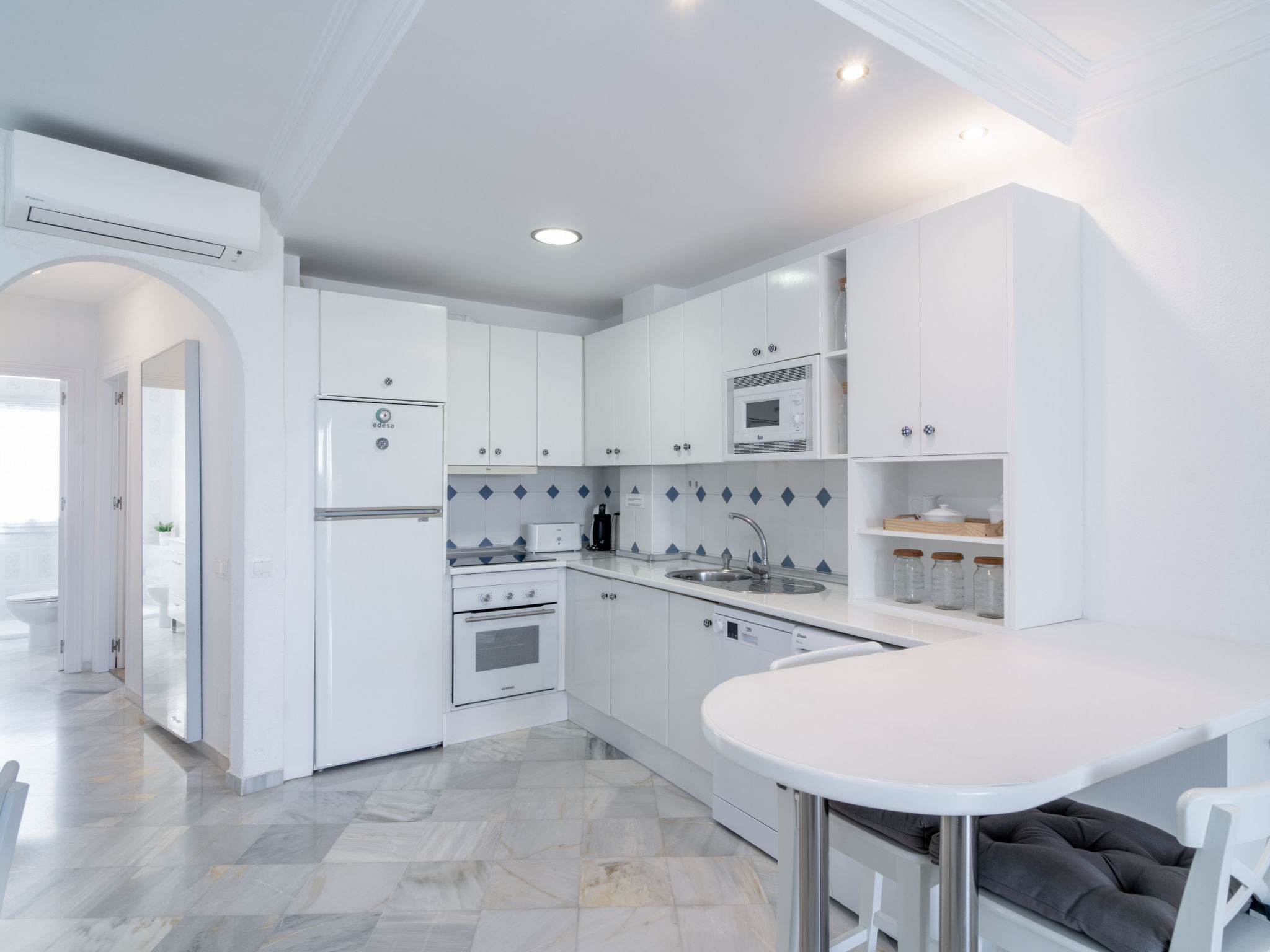 Photo of Stella Maris Beachfront B by Casasol