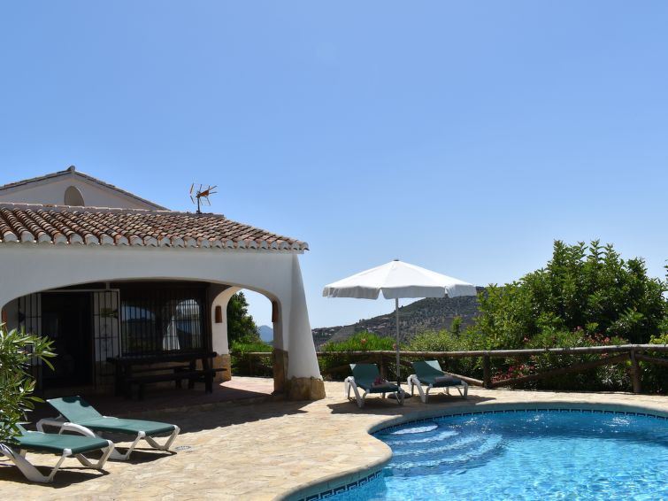 Vakantiehuis in Competa met privézwembad en open haard · 4 pers. in Competa