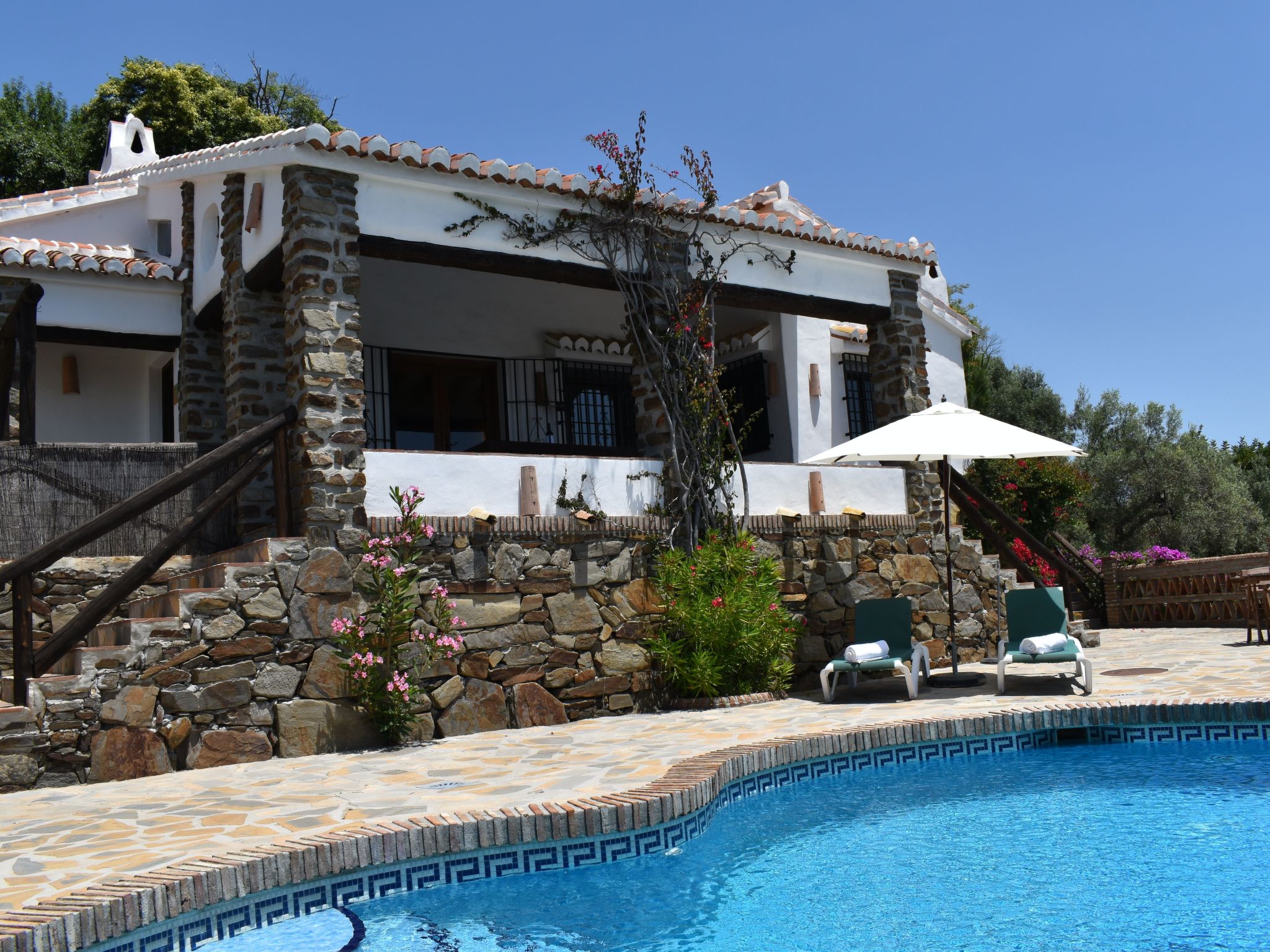 Finca Durillo mit Terrasse und toller Aussicht-Binnen