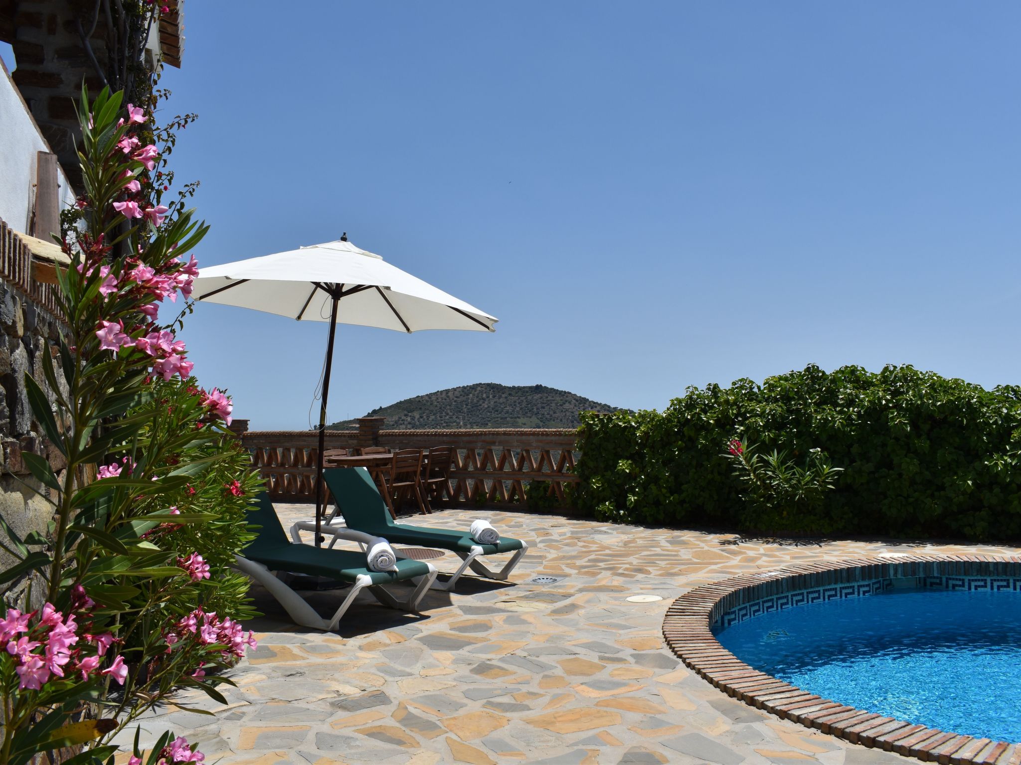 Finca Durillo mit Terrasse und toller Aussicht-Binnen