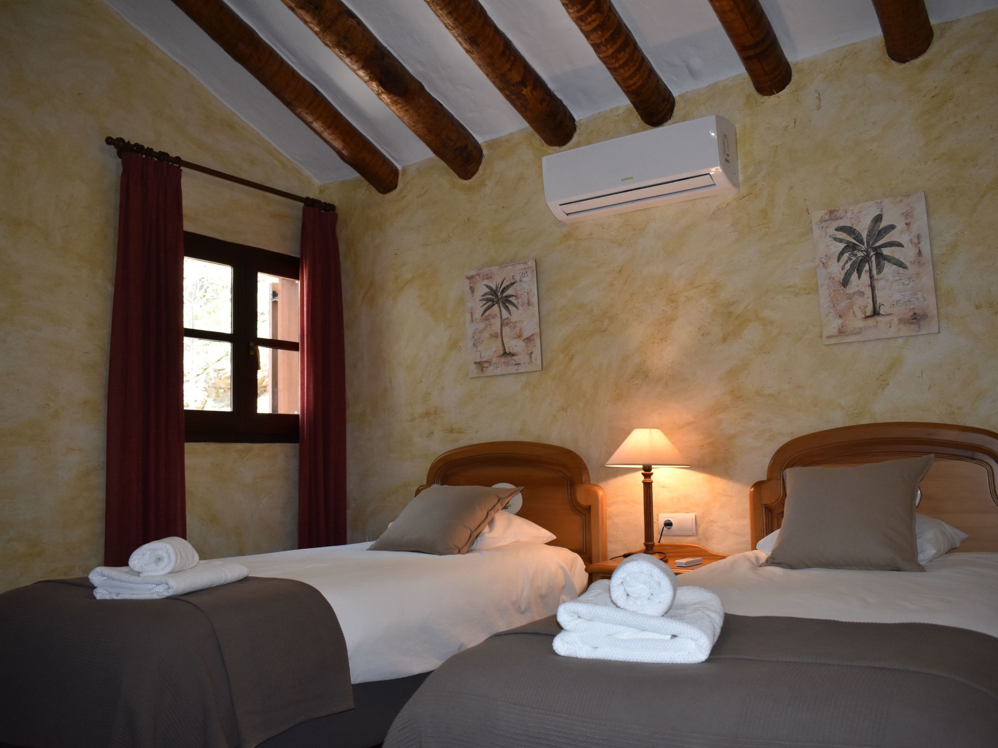 Finca Durillo mit Terrasse und toller Aussicht-Binnen