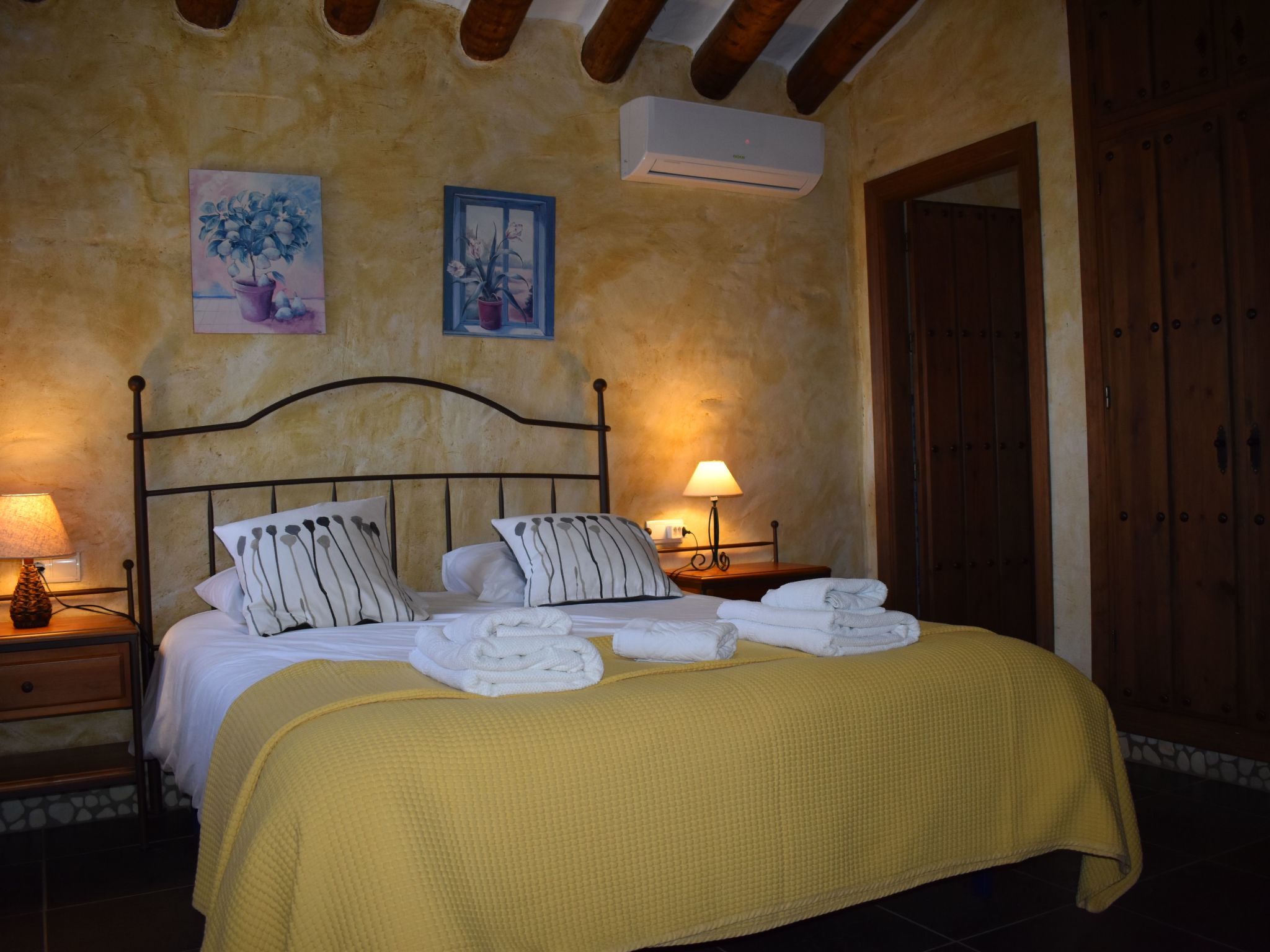 Finca Durillo mit Terrasse und toller Aussicht-Binnen