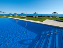 Frontaal zeezicht appartement op 700 meter van het strand in Torrox Costa - thumbnail 3