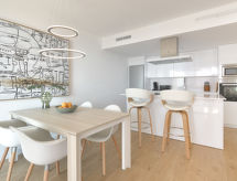 Frontaal zeezicht appartement op loopafstand van strand Torrox Costa - thumbnail 4
