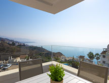 Frontaal zeezicht appartement op loopafstand van strand Torrox Costa - thumbnail 5