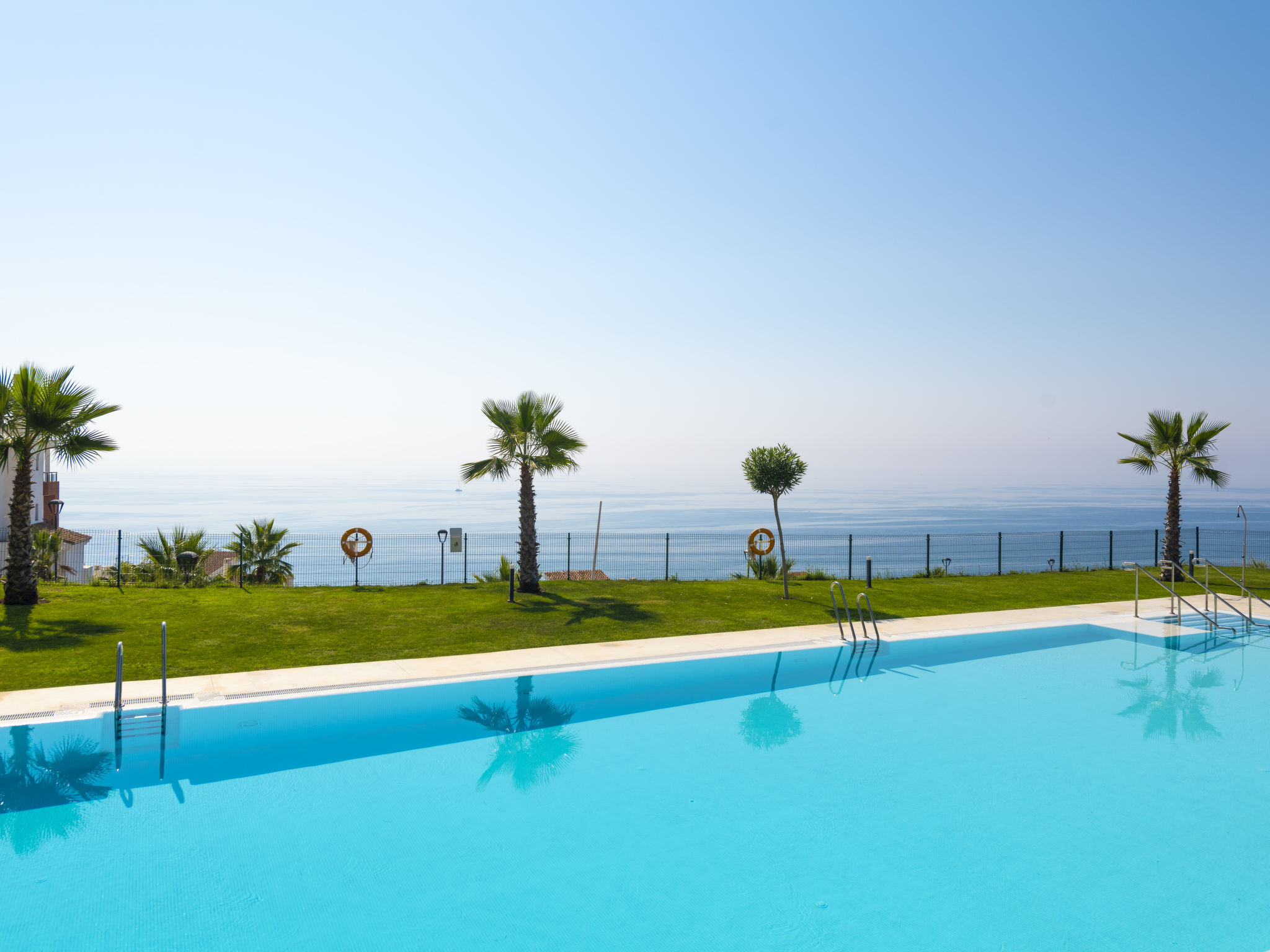 Frontaal zeezicht appartement op loopafstand van strand Torrox Costa - foto 16