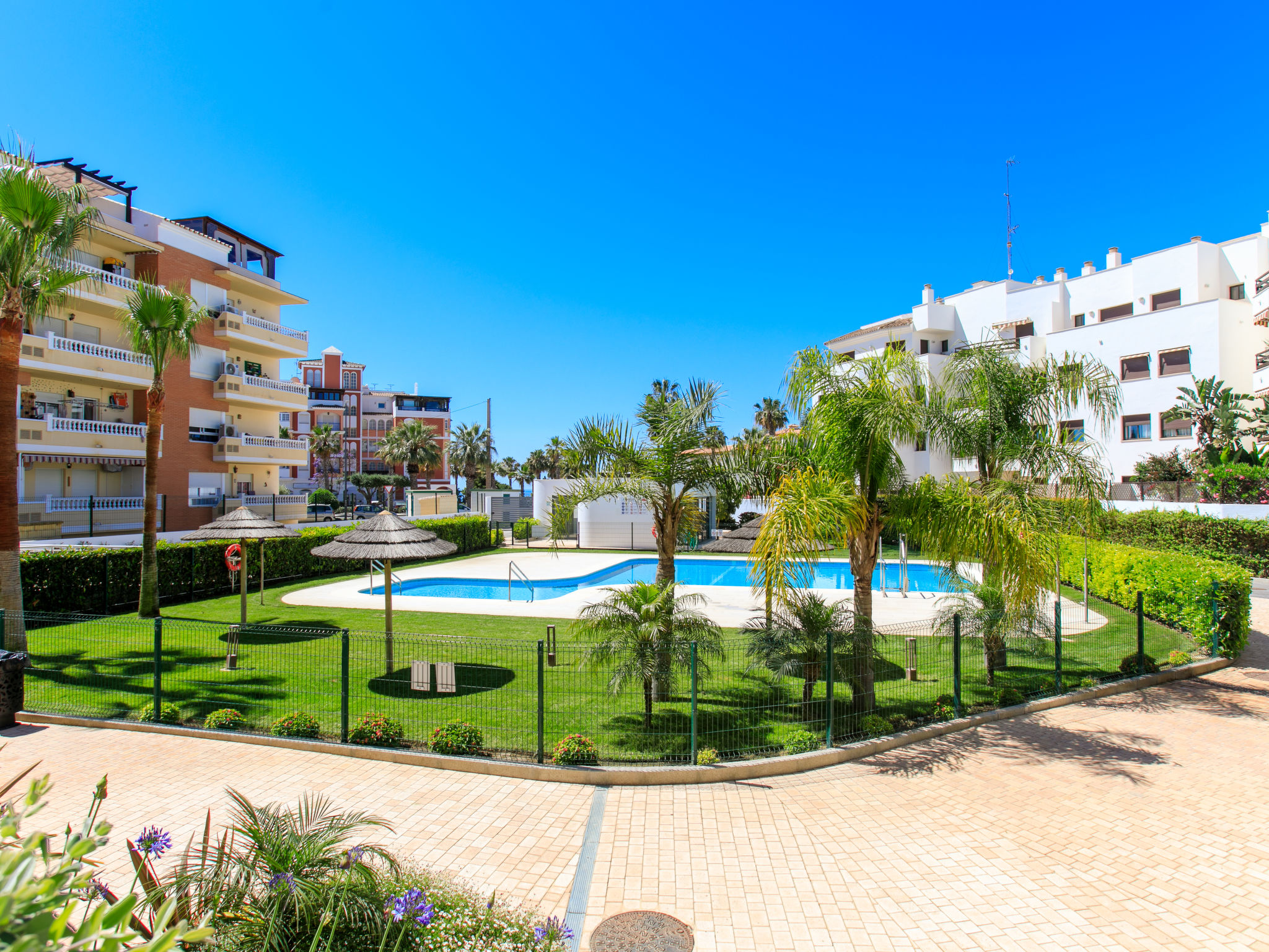 Sea Garden - Outside