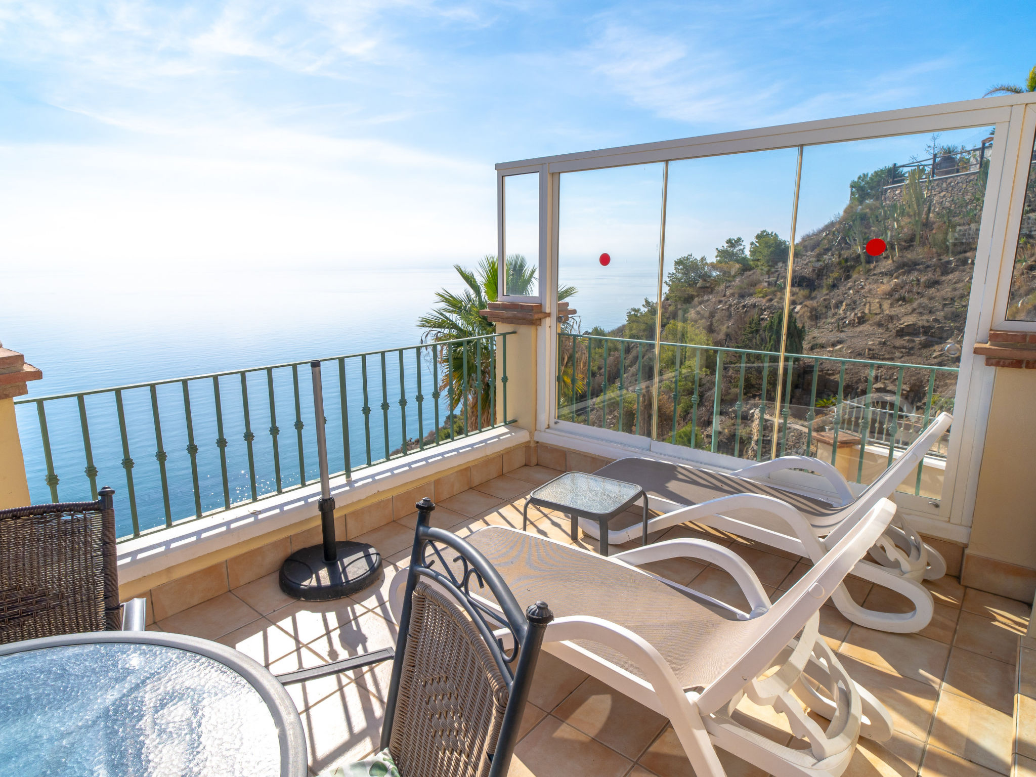 Modern appartement met zeezicht en zwembad nabij Nerja - foto 3