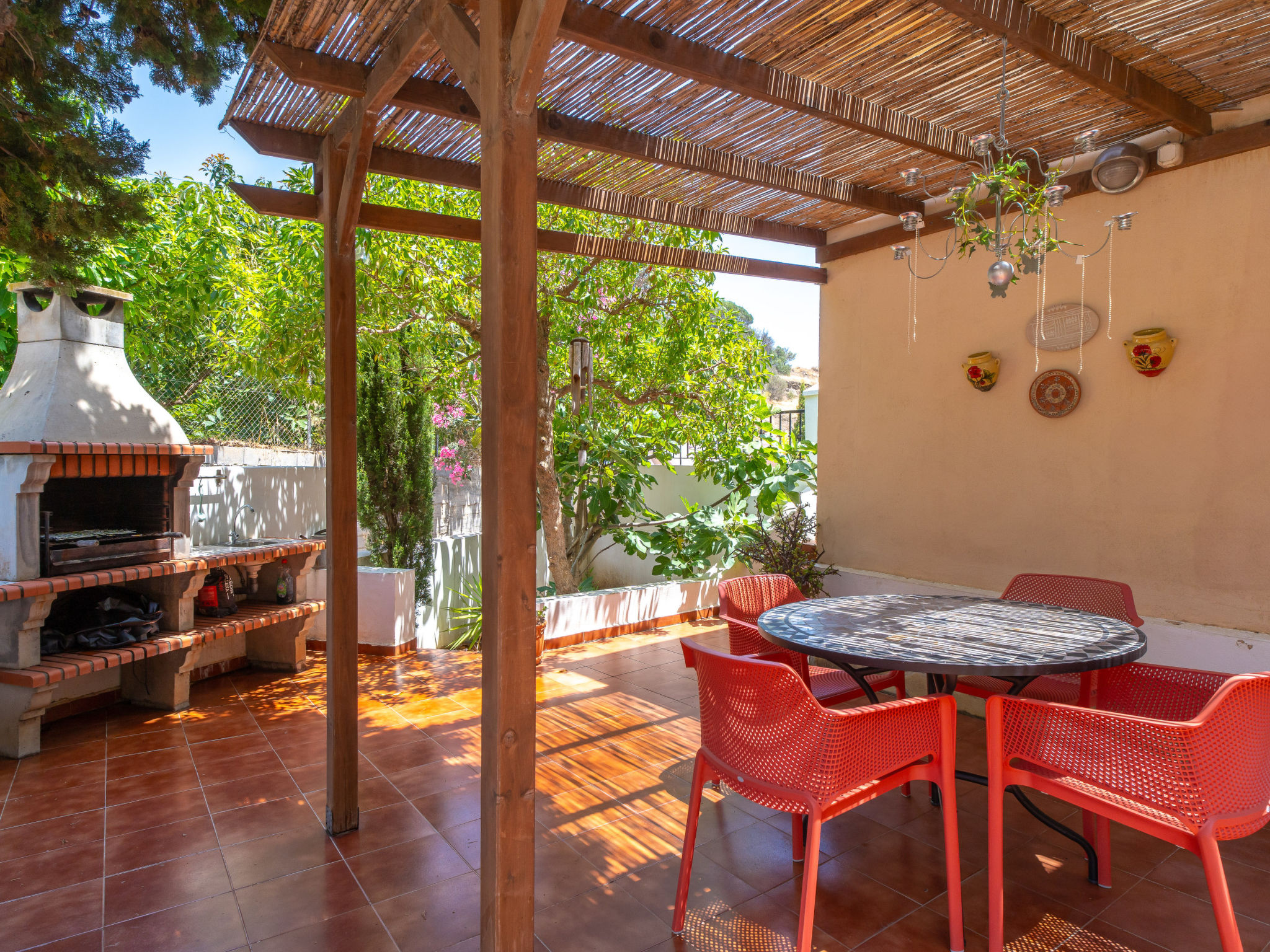 Villa Calidum: Private Pool Villa in Nerja - Buiten