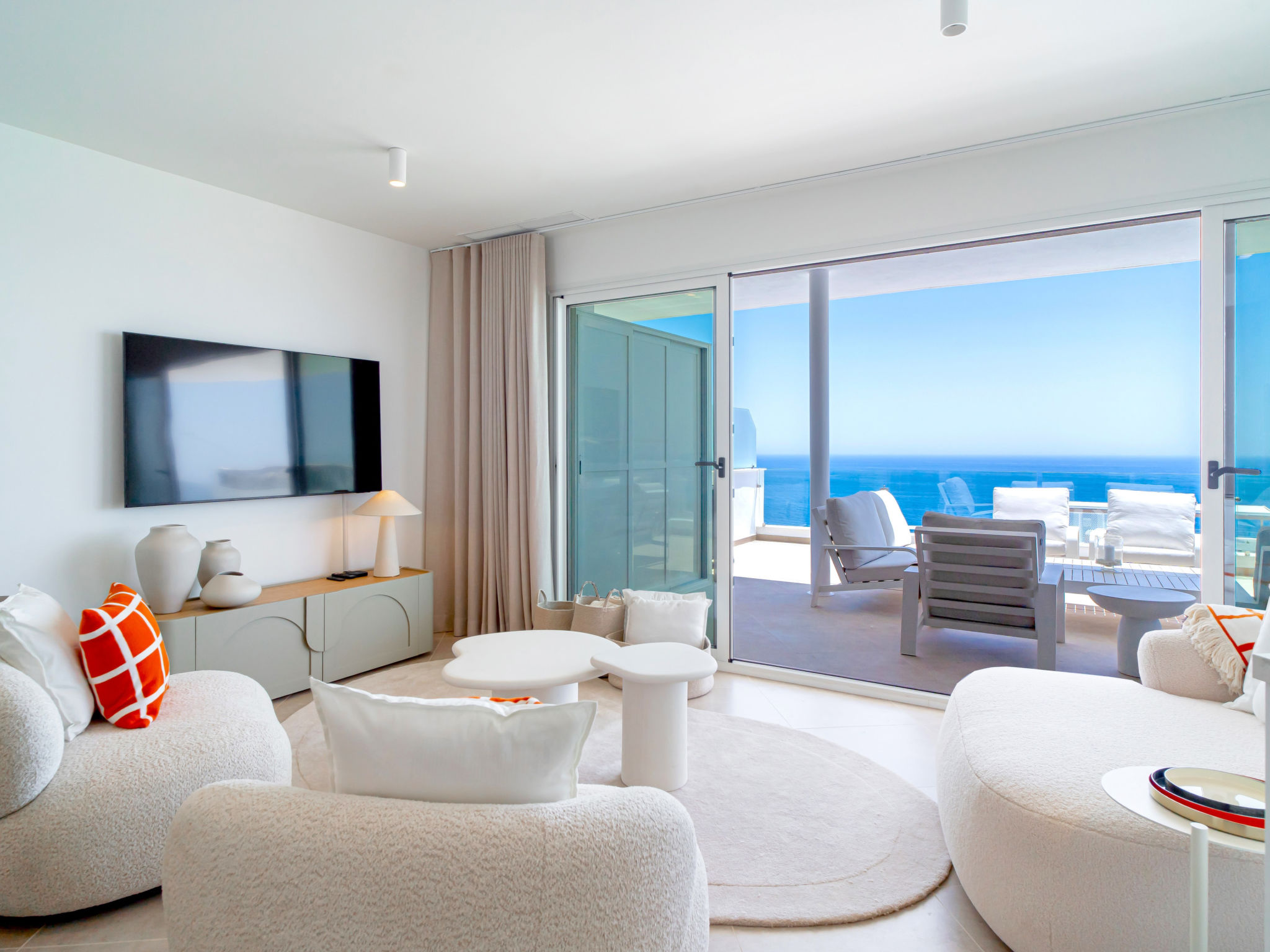 Bayview Hills Premium Pool Suite