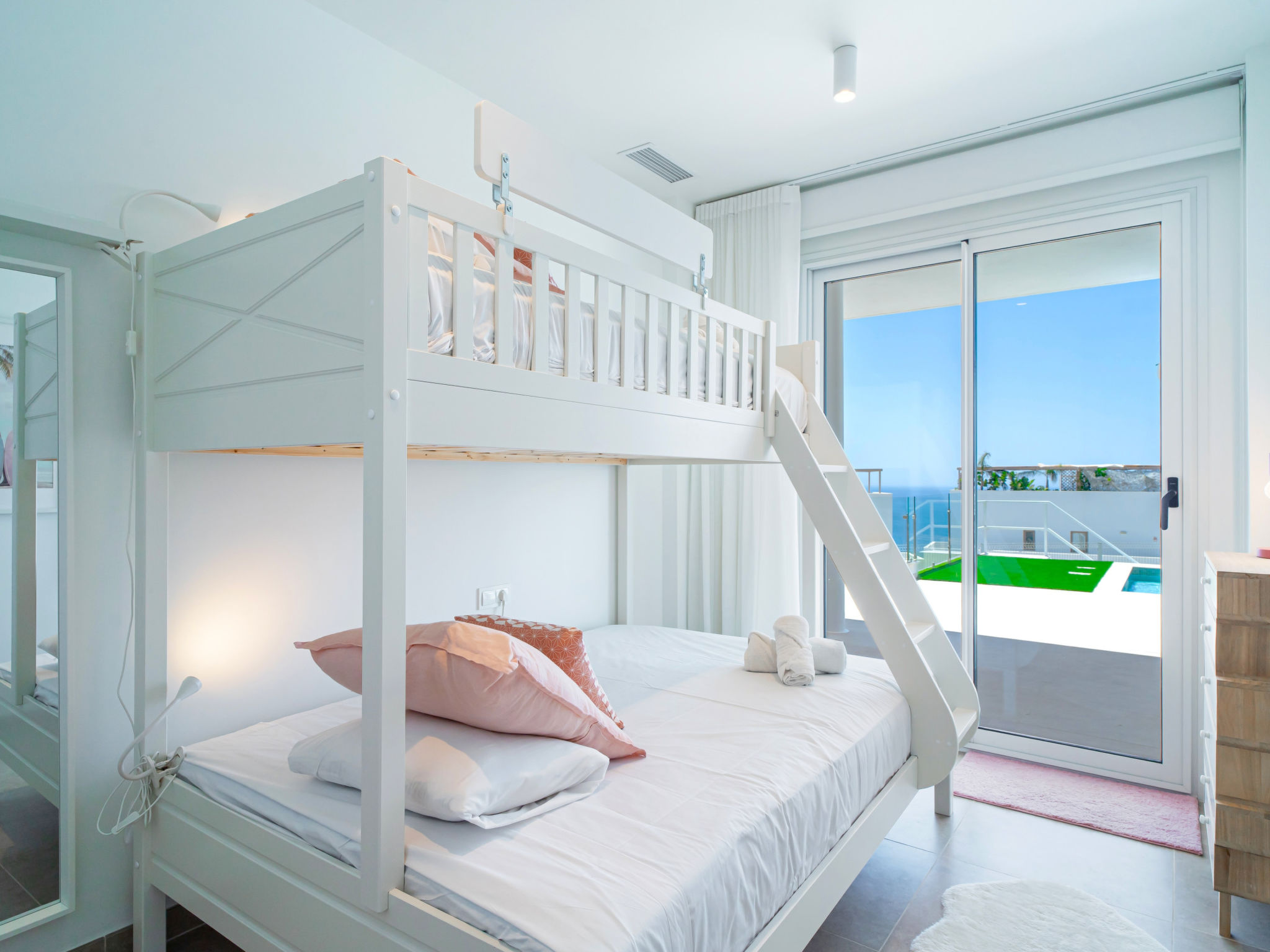 Bayview Hills Premium Pool Suite - Drinnen