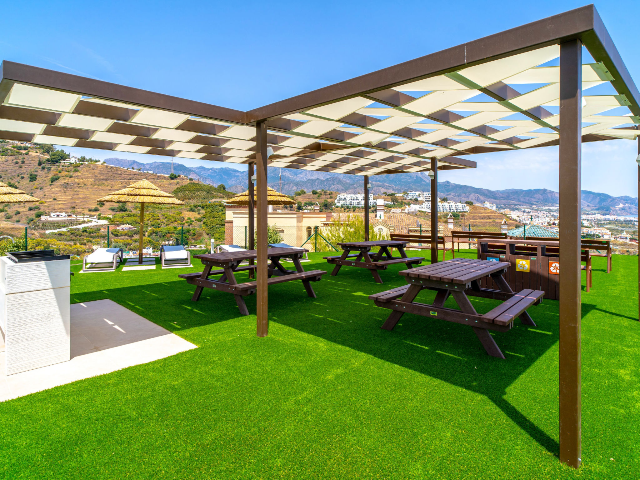 Bayview Hills Premium Pool Suite - Drinnen