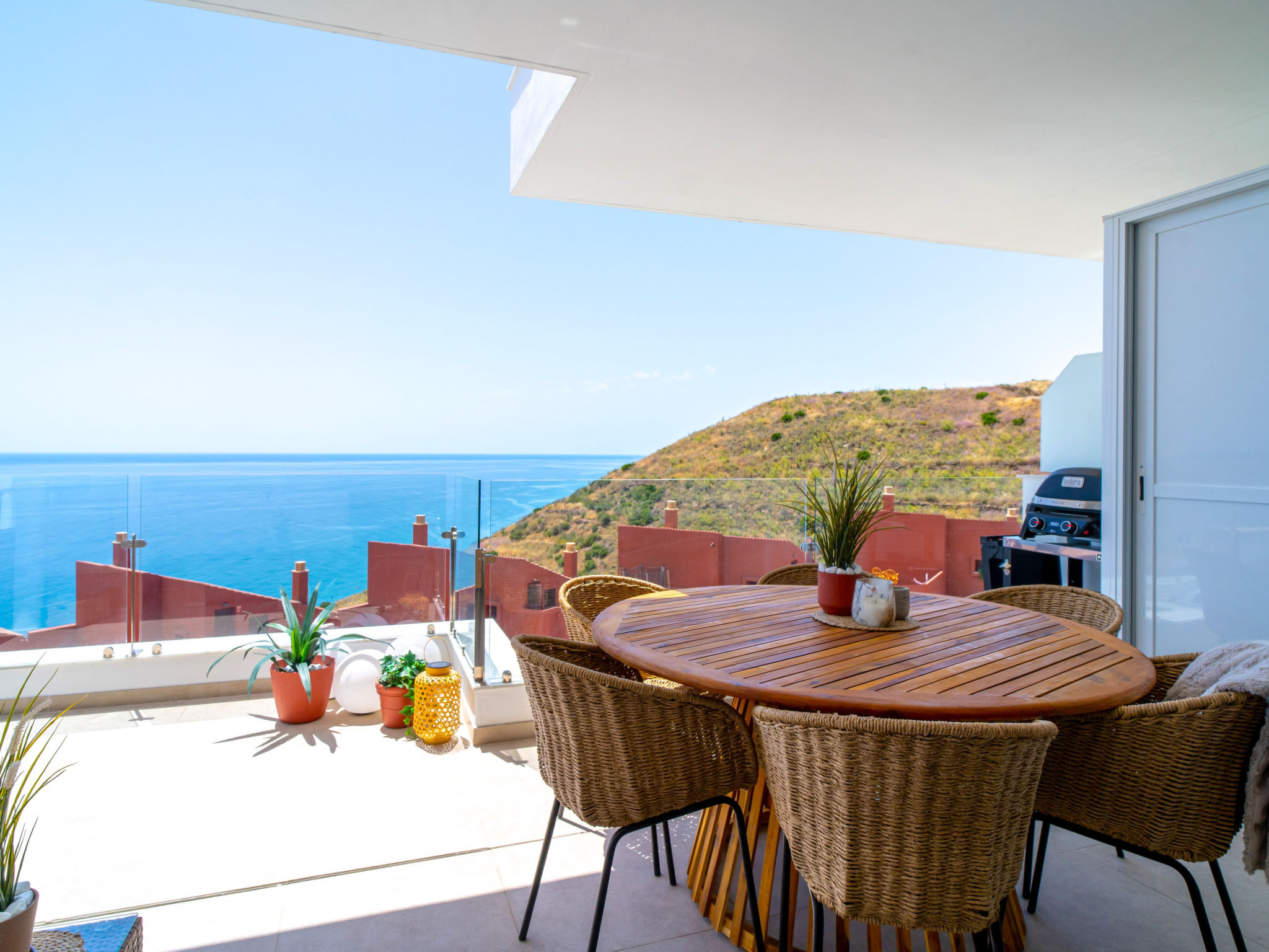 Bayview Hills Deluxe by Casasol - Drinnen