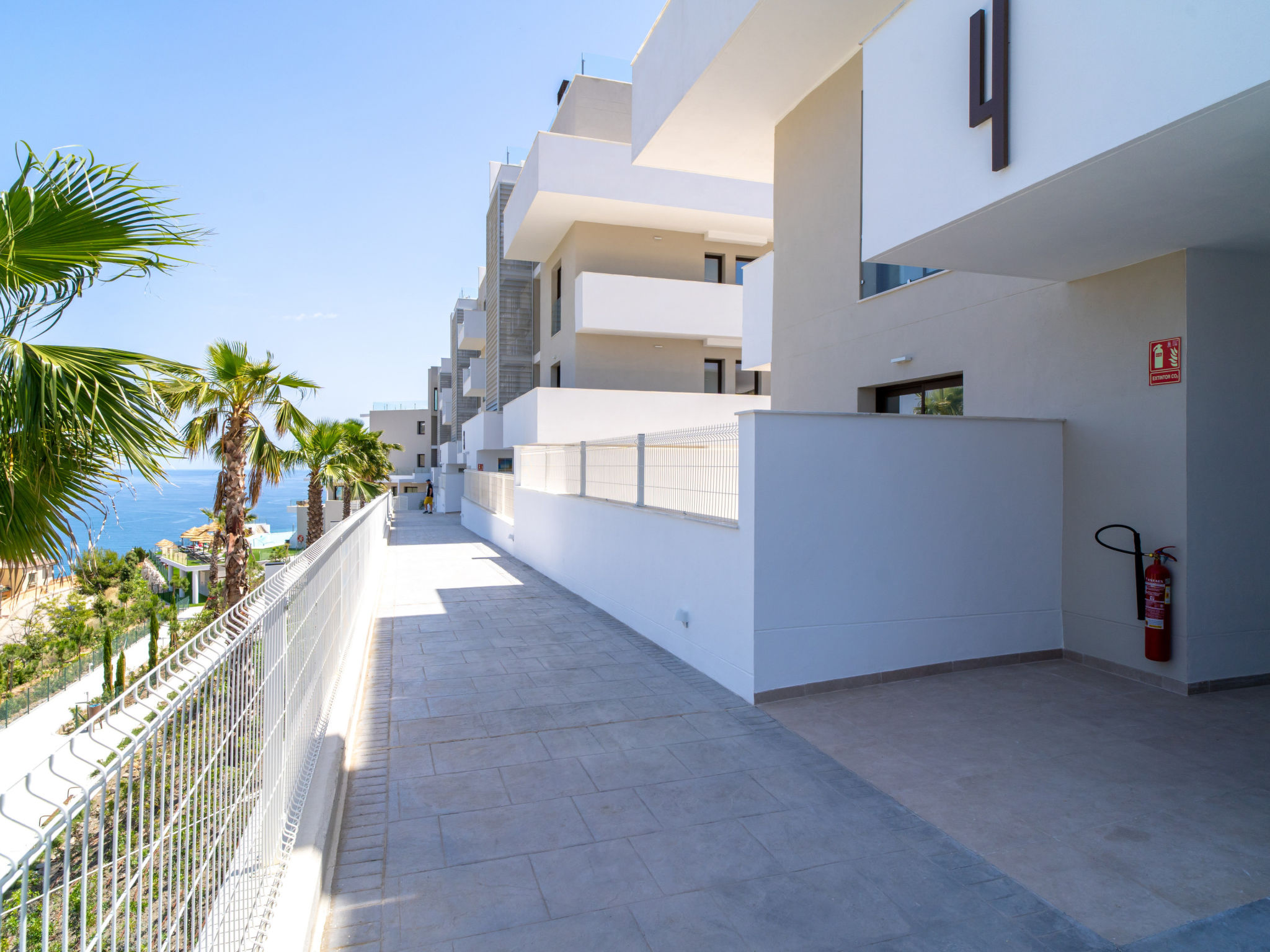 Bayview Hills Deluxe by Casasol - Drinnen