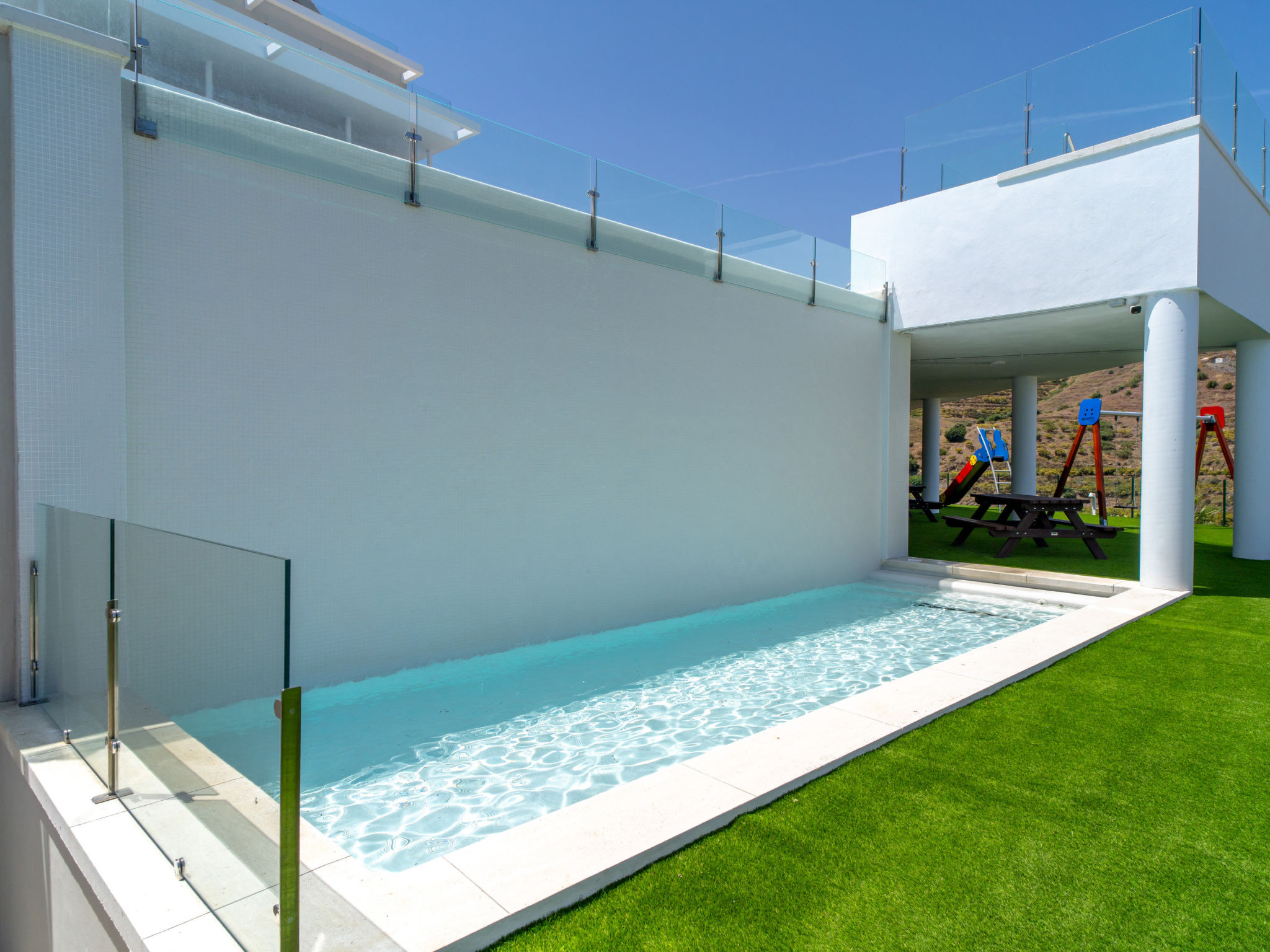Bayview Hills Deluxe by Casasol - Drinnen