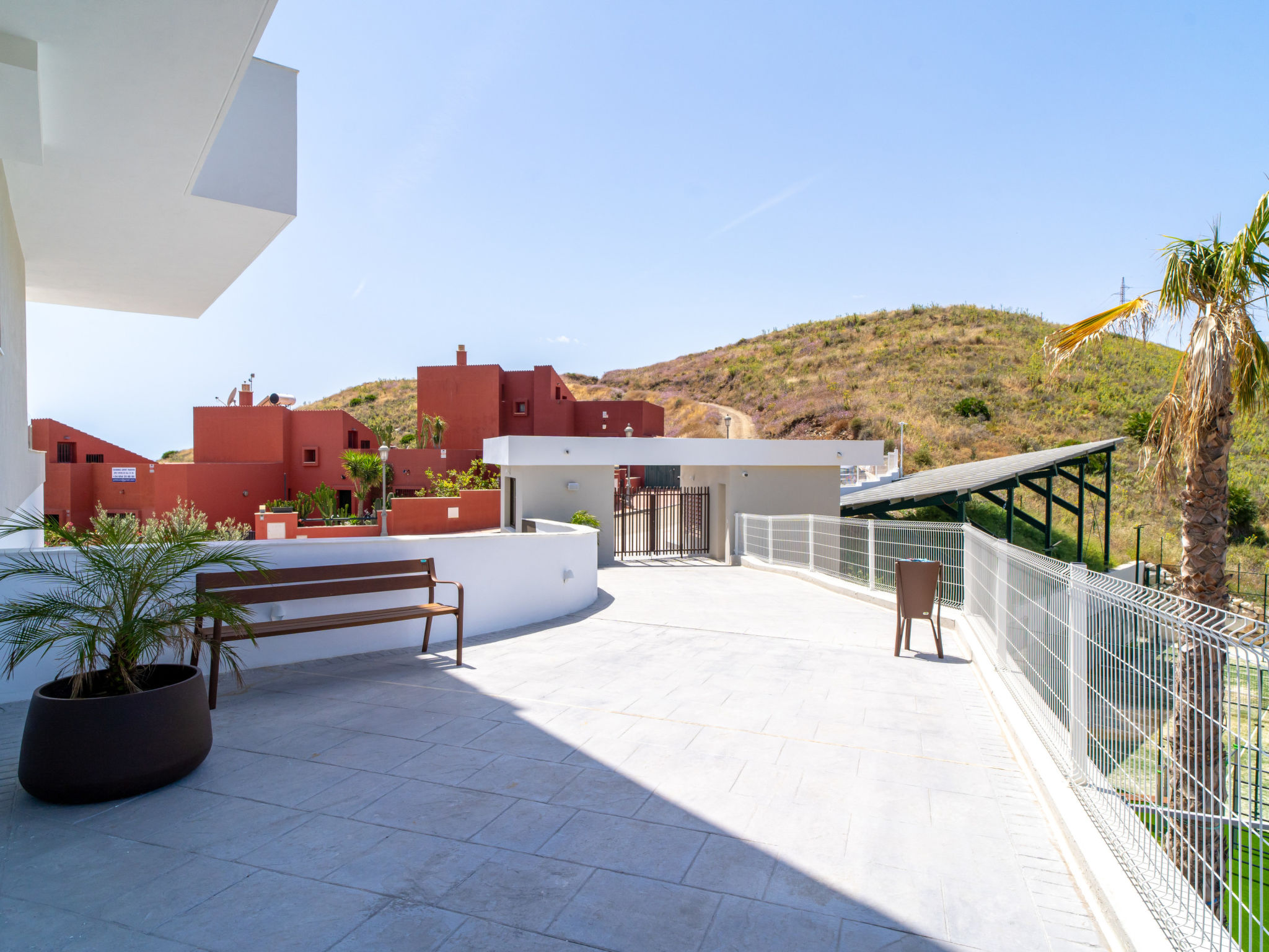 Bayview Hills Deluxe by Casasol - Drinnen