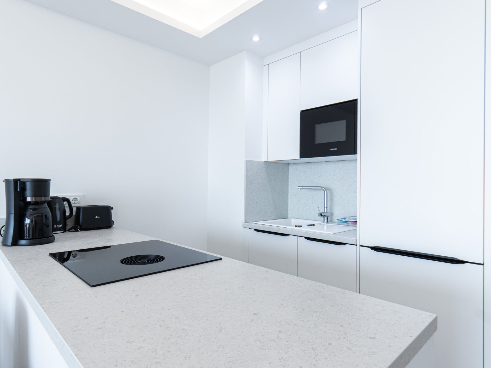 Bayview Hills Suite by Casasol - Inside