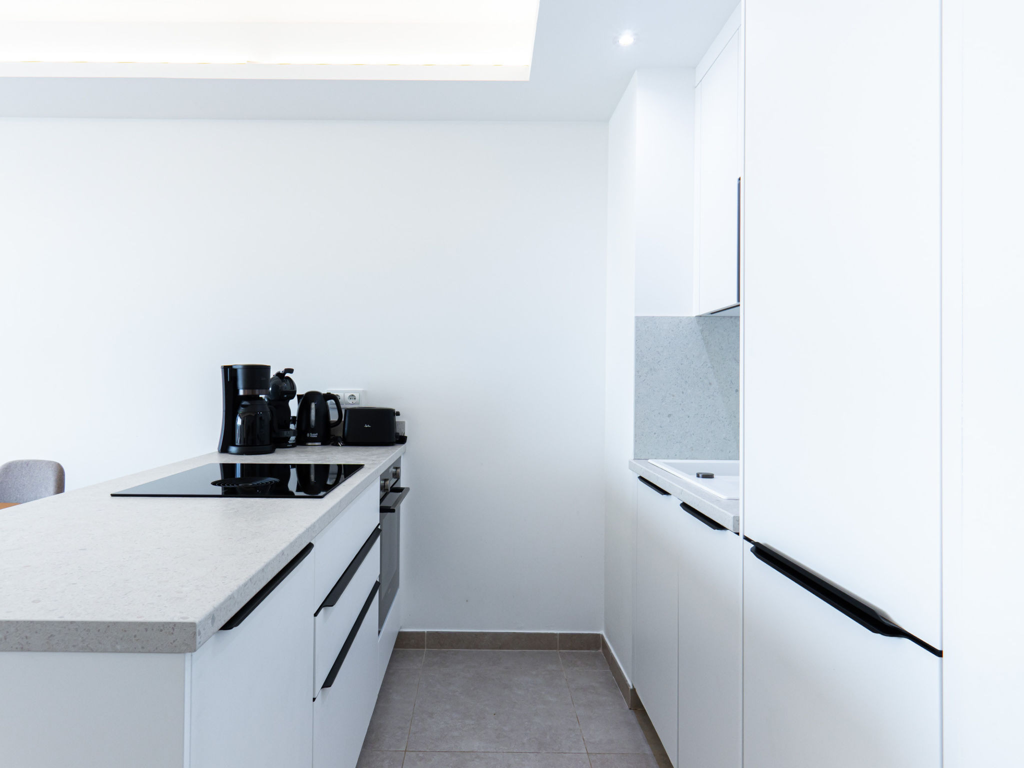 Bayview Hills Suite by Casasol - Inside