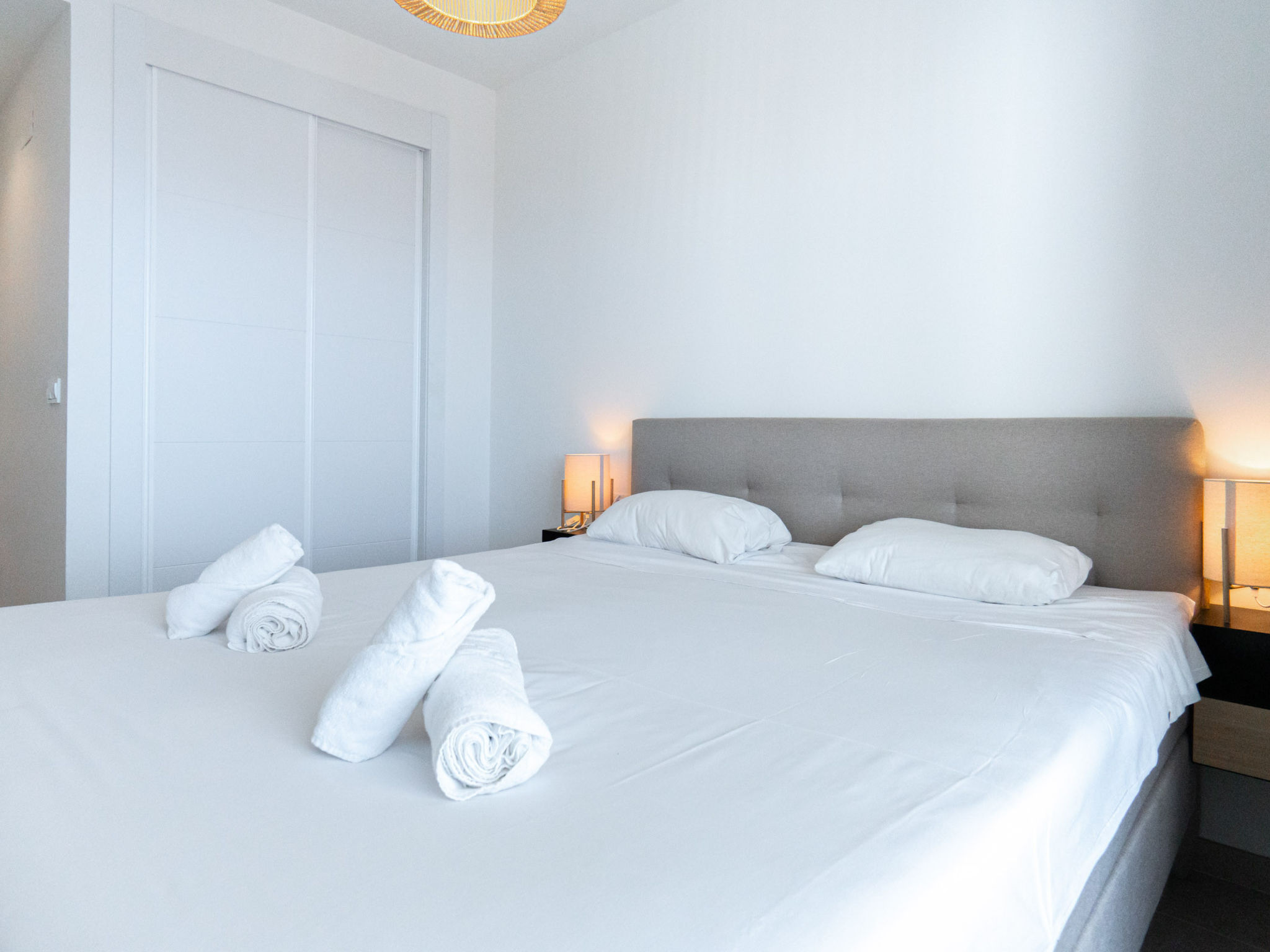 Bayview Hills Suite by Casasol - Inside