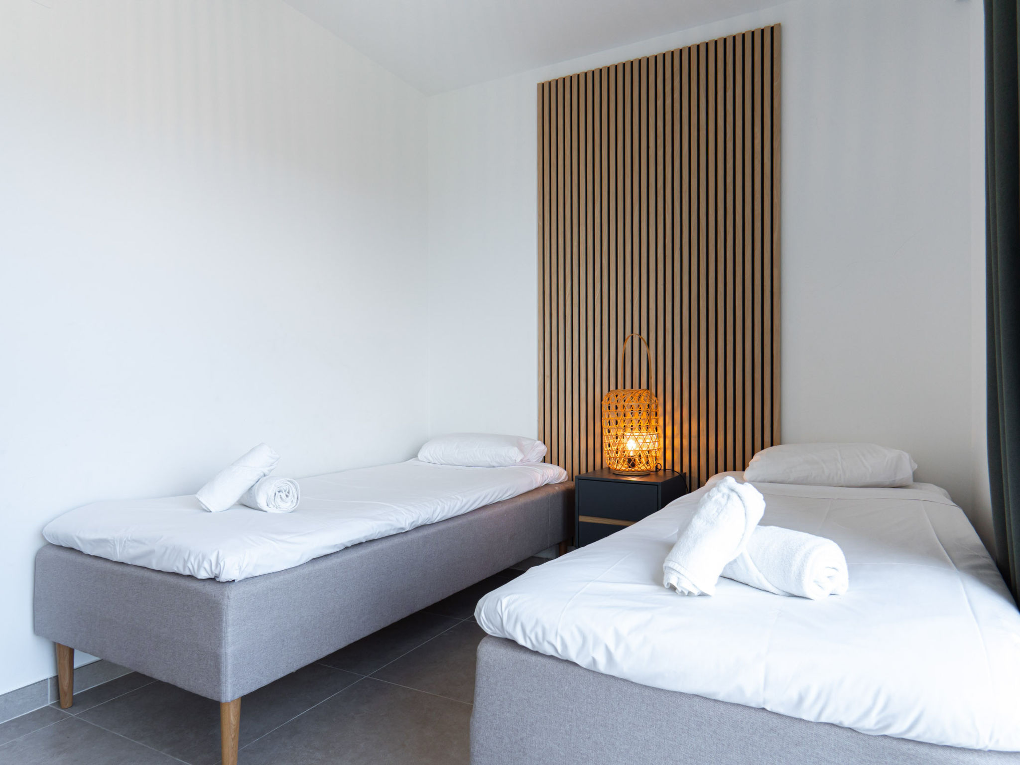 Bayview Hills Suite by Casasol - Inside