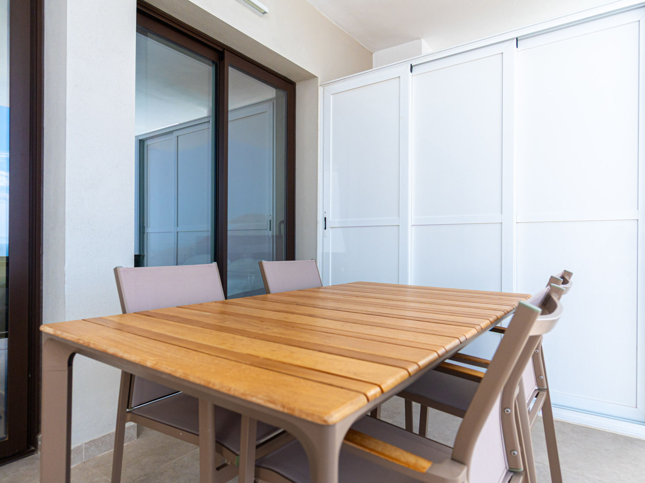 Bayview Hills Suite by Casasol - Outside