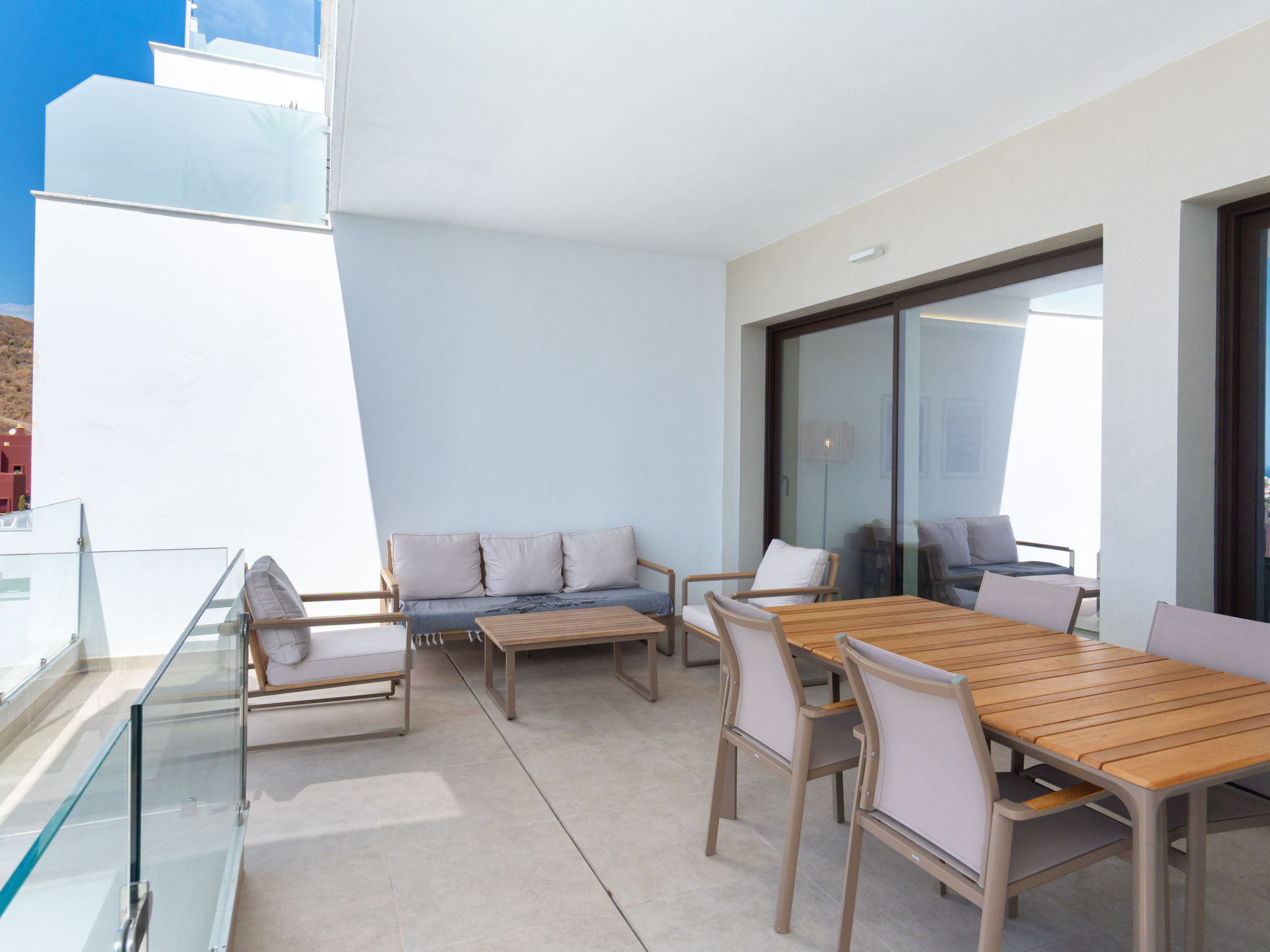 Bayview Hills Suite by Casasol - Outside