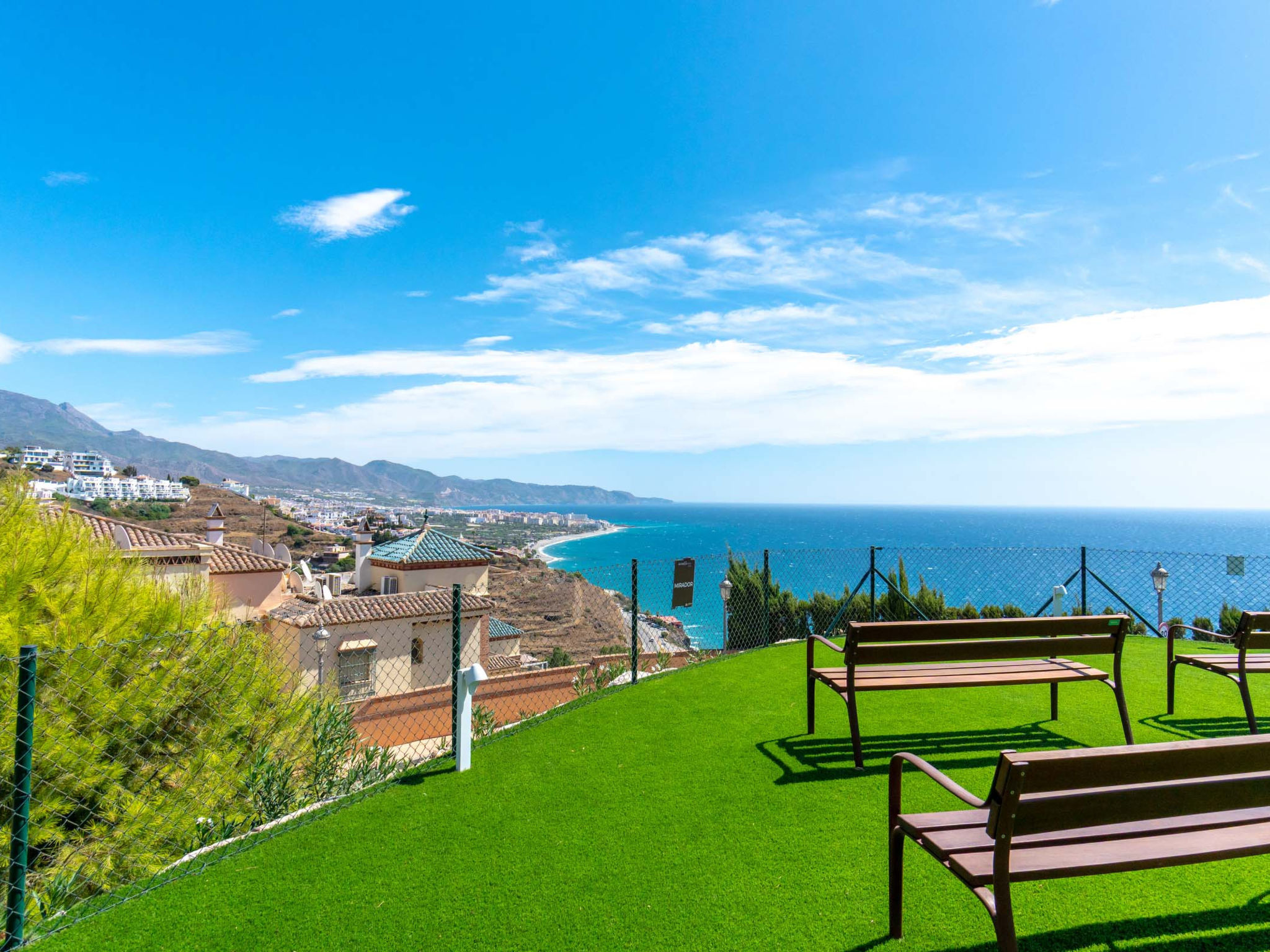 Bayview Hills Suite by Casasol - Outside