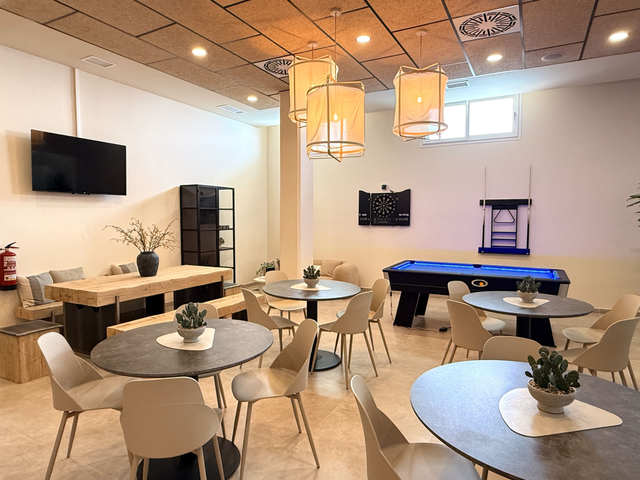 Bayview Hills Suite by Casasol - Drinnen