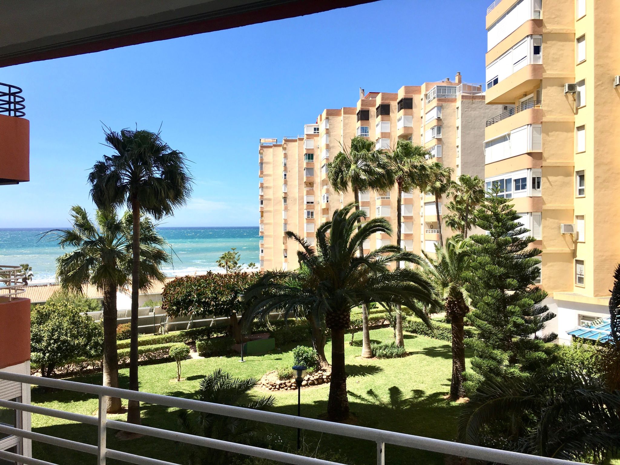 Wunderschönes Appartement in Torrox mit Gepflegtem Garten-Inside