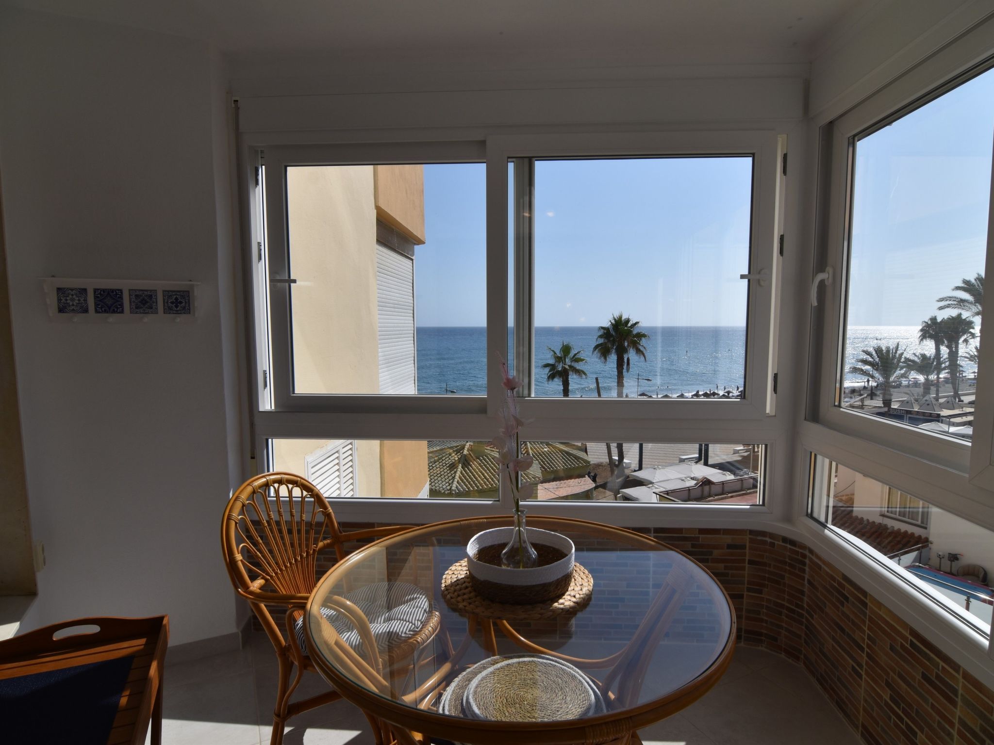 Studio Europa beachfront-Binnen