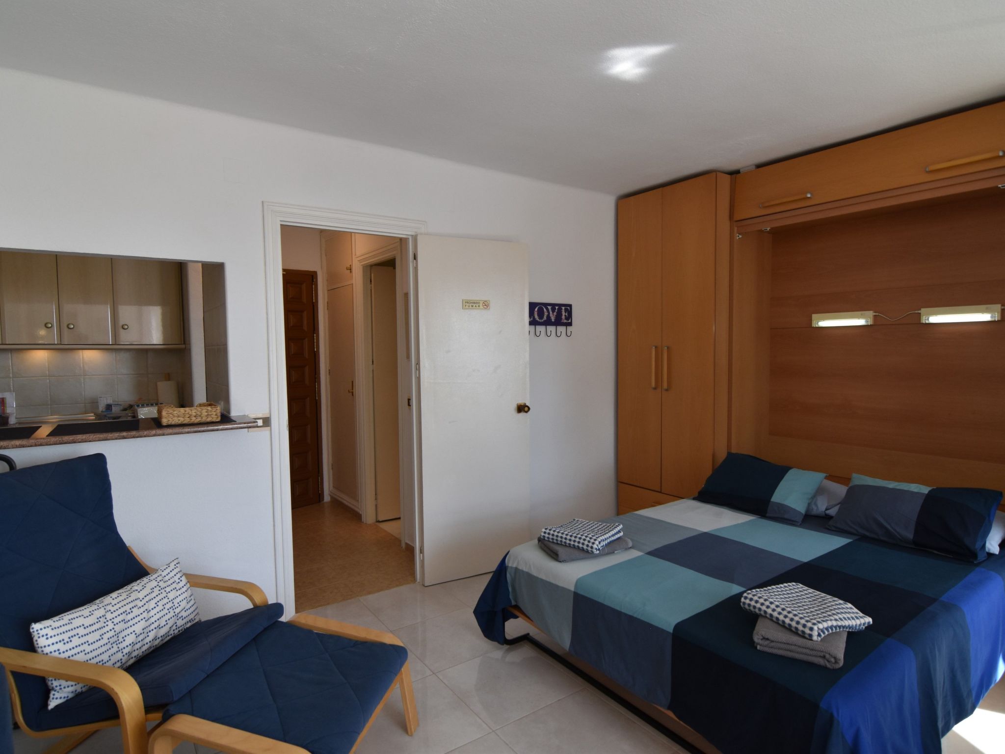 Studio Europa beachfront-Binnen