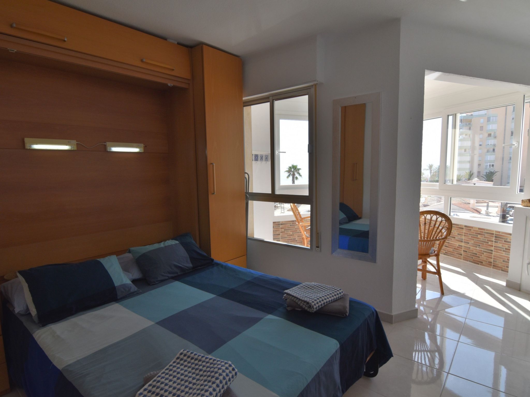 Studio Europa beachfront-Binnen