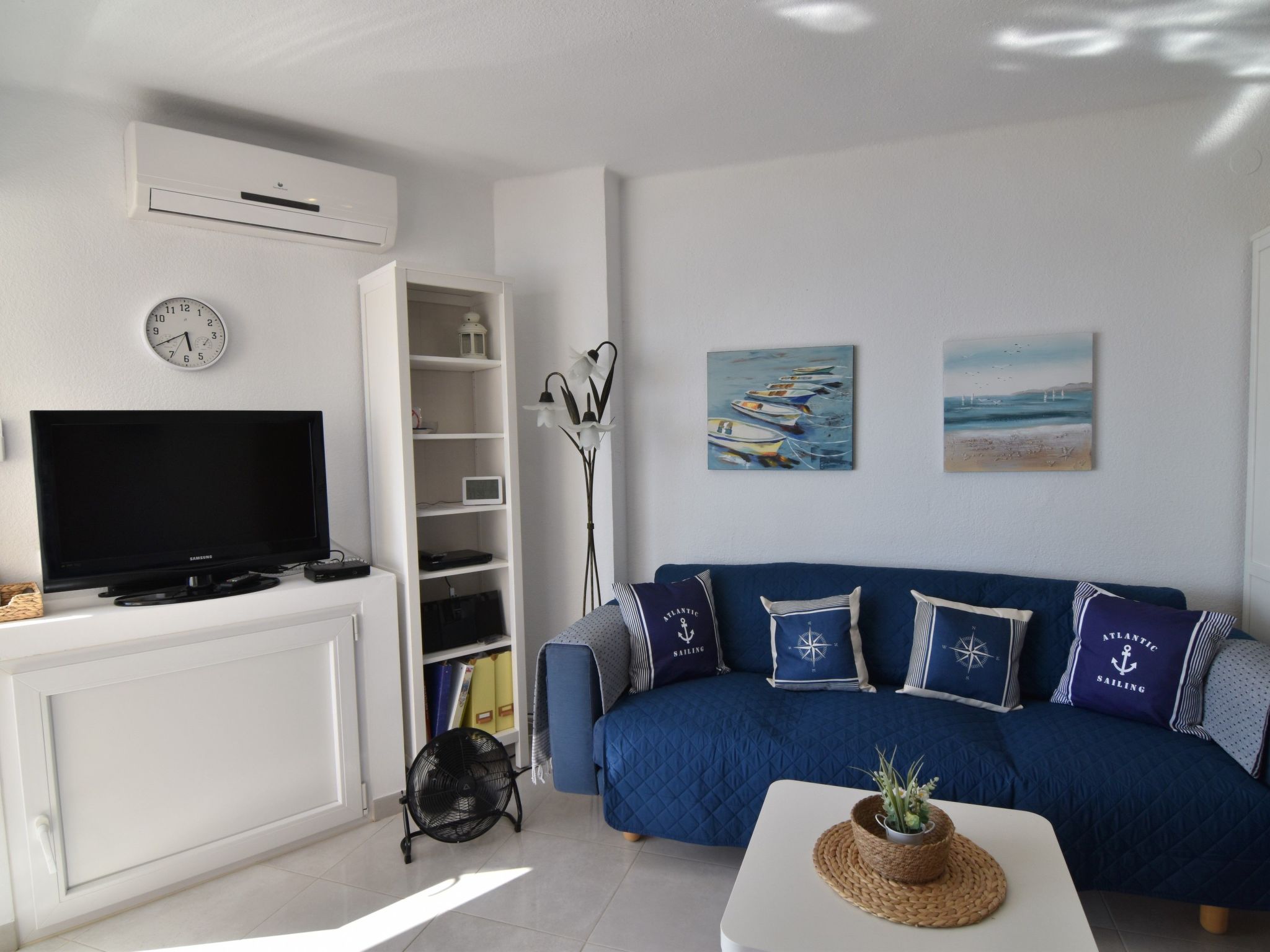 Studio Europa beachfront-Binnen