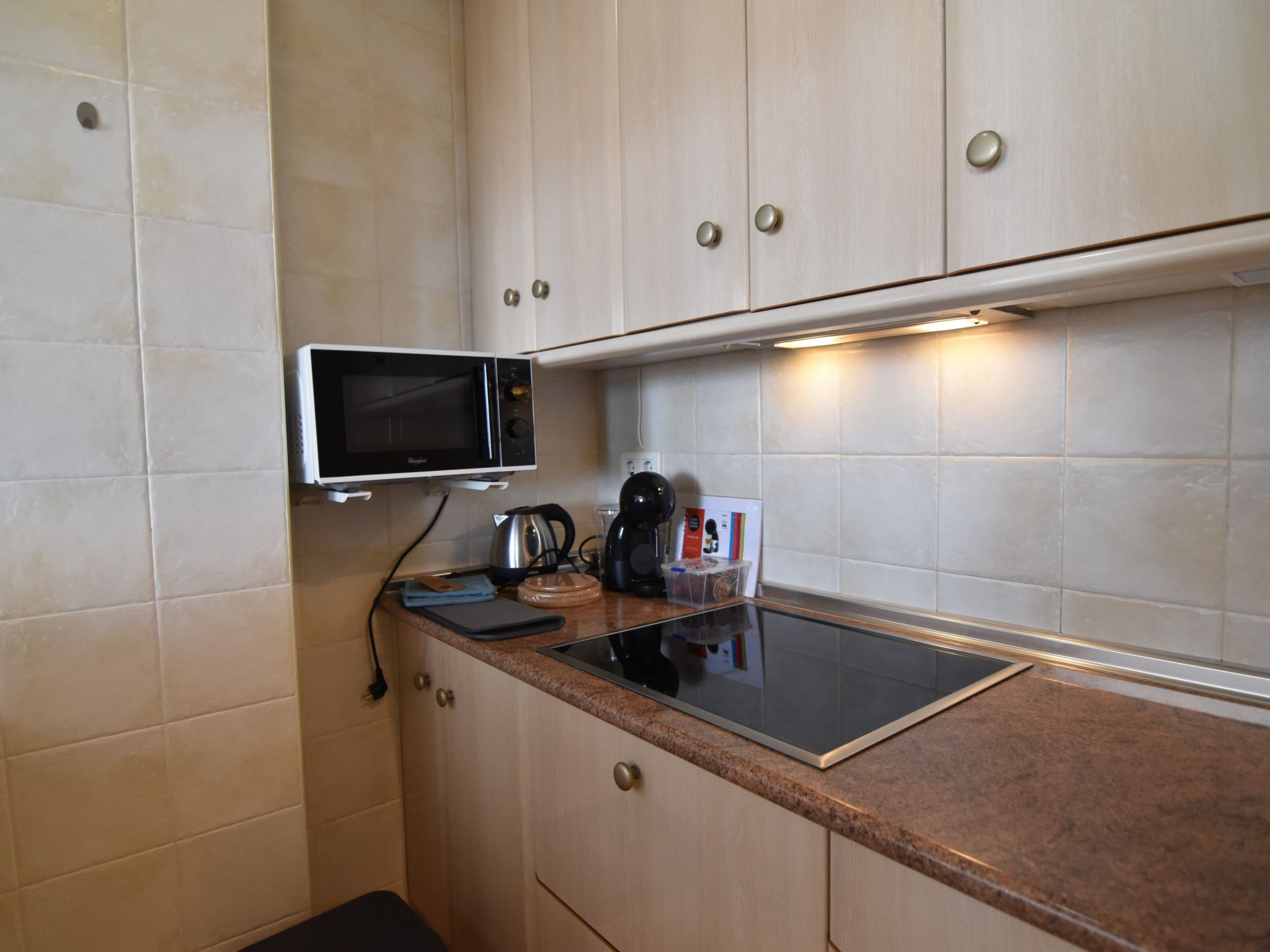 Studio Europa beachfront-Binnen