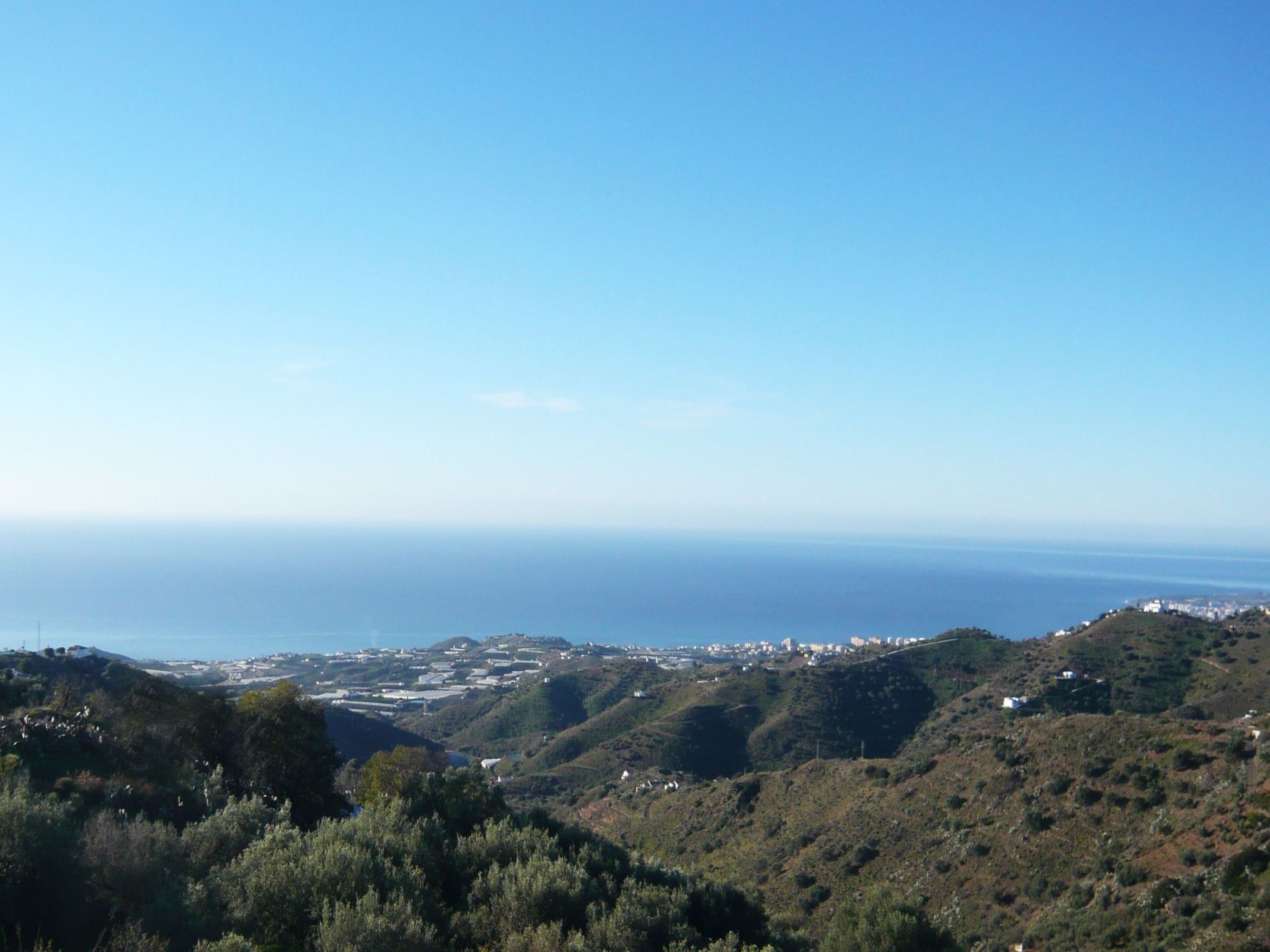 Casa Palmeras in Sayalonga mit Gepflegtem Garten-Drinnen